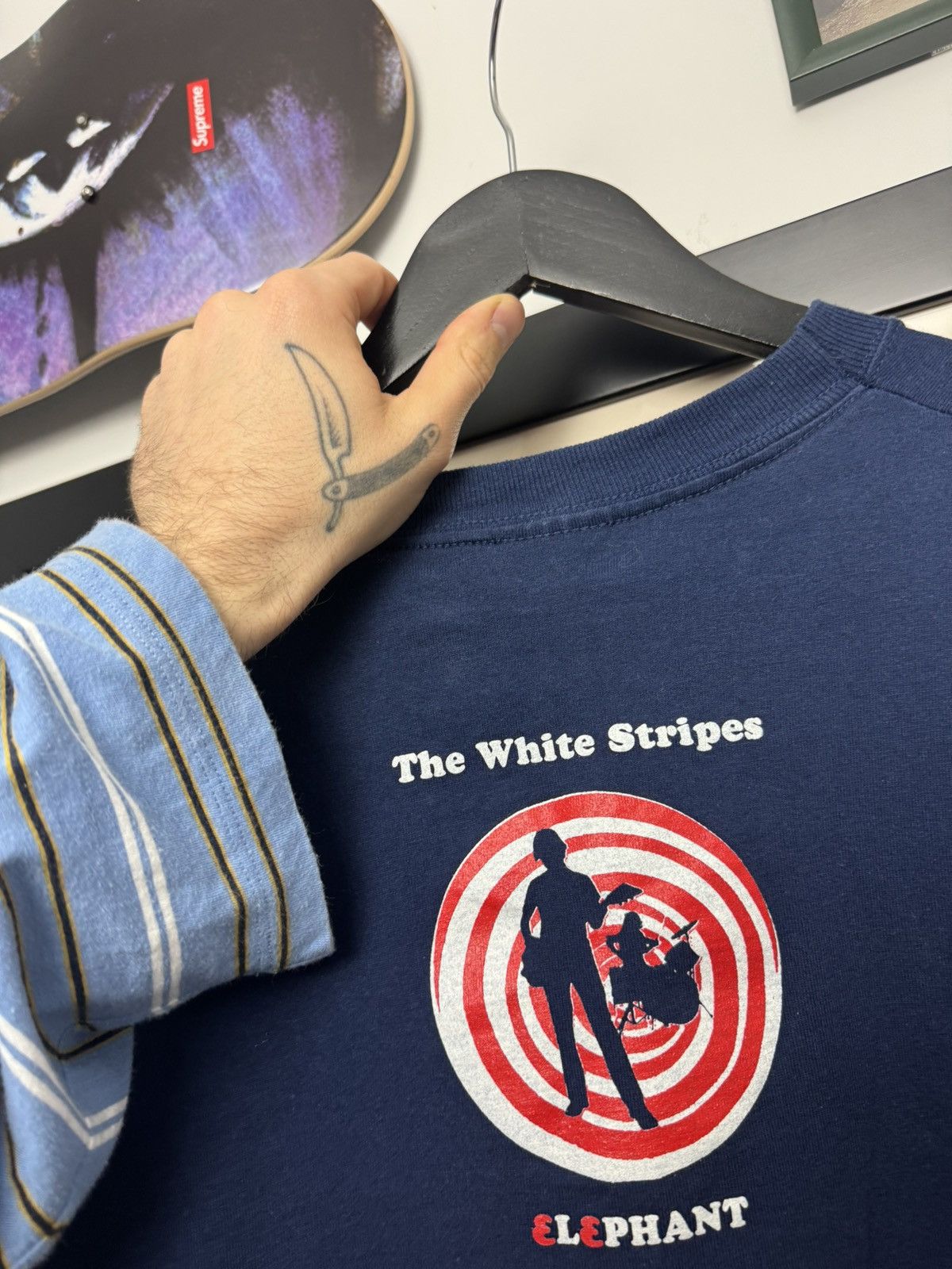 Vintage Vintage 2003 The White Stripes Elephant Promo Tee Rock Band Size US L / EU 52-54 / 3 - 3 Thumbnail