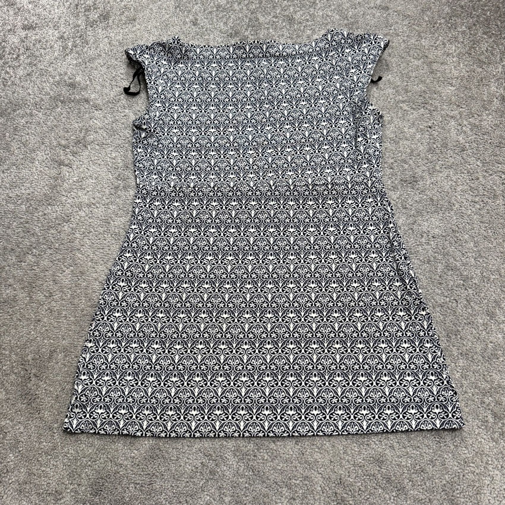 Tory Burch VINTAGE? (No) Tory Burch Geometric Boat Neck Mini Dress Womens Small Navy White Cap Sleeve Shirt? Size S / US 4 / IT 40 - 2 Thumbnail