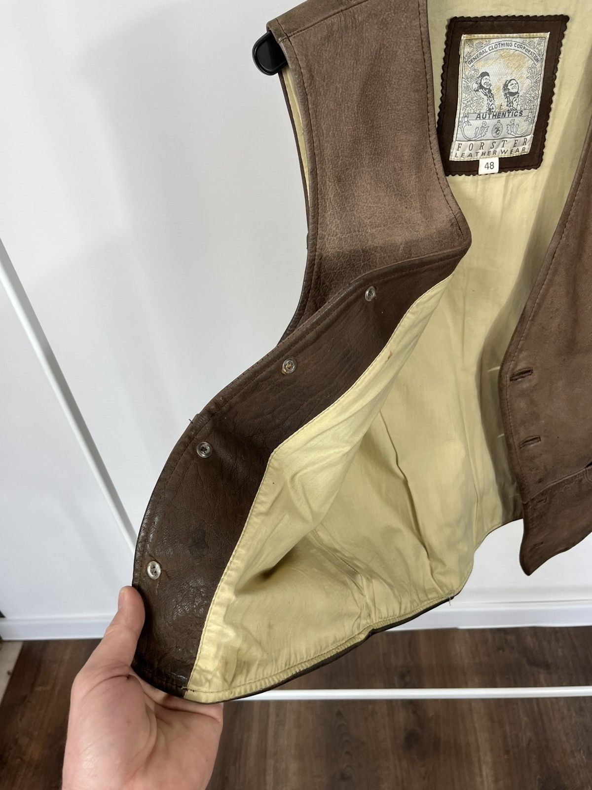 Leather Vintage Distressed Leather Vest Brown Biker Western 48 Size US M / EU 48-50 / 2 - 8 Thumbnail