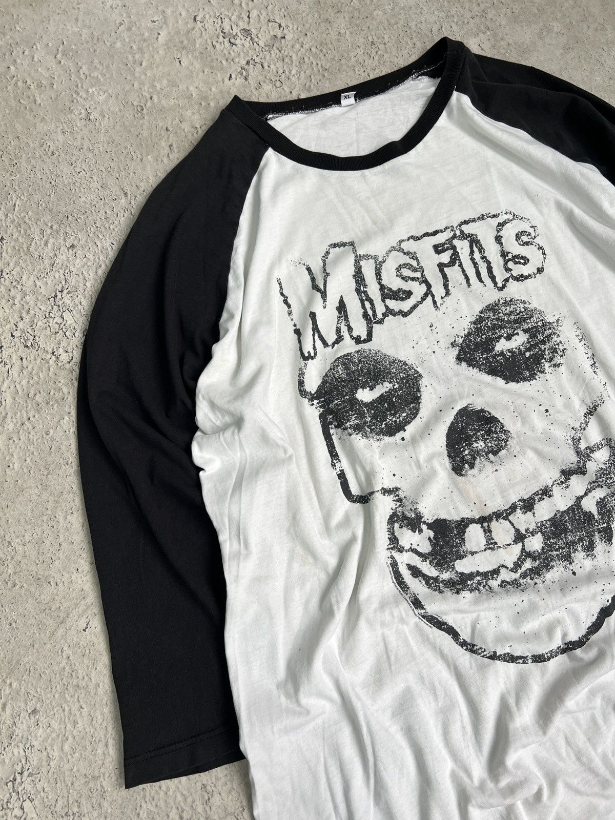 Misfits Mis Fits vintage y2k long sleeve tee Size US XL / EU 56 / 4 - 3 Thumbnail