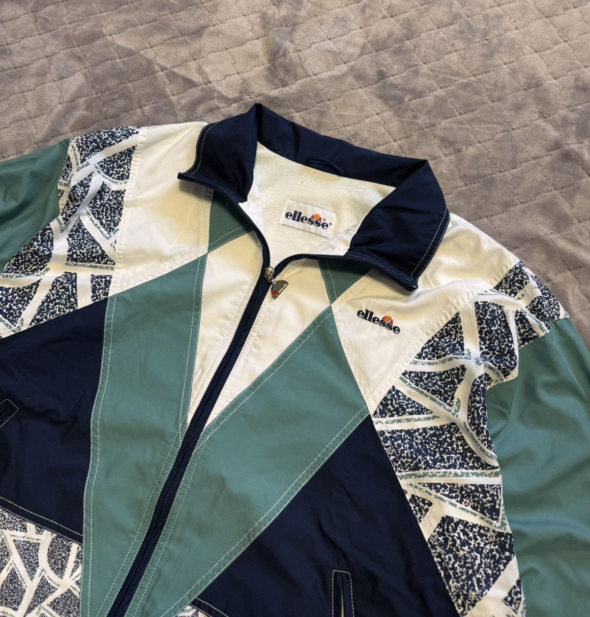 Ellesse × Vintage Vintage 2000s Ellesse Zip Up Light Jacket L Size US L / EU 52-54 / 3 - 5 Thumbnail