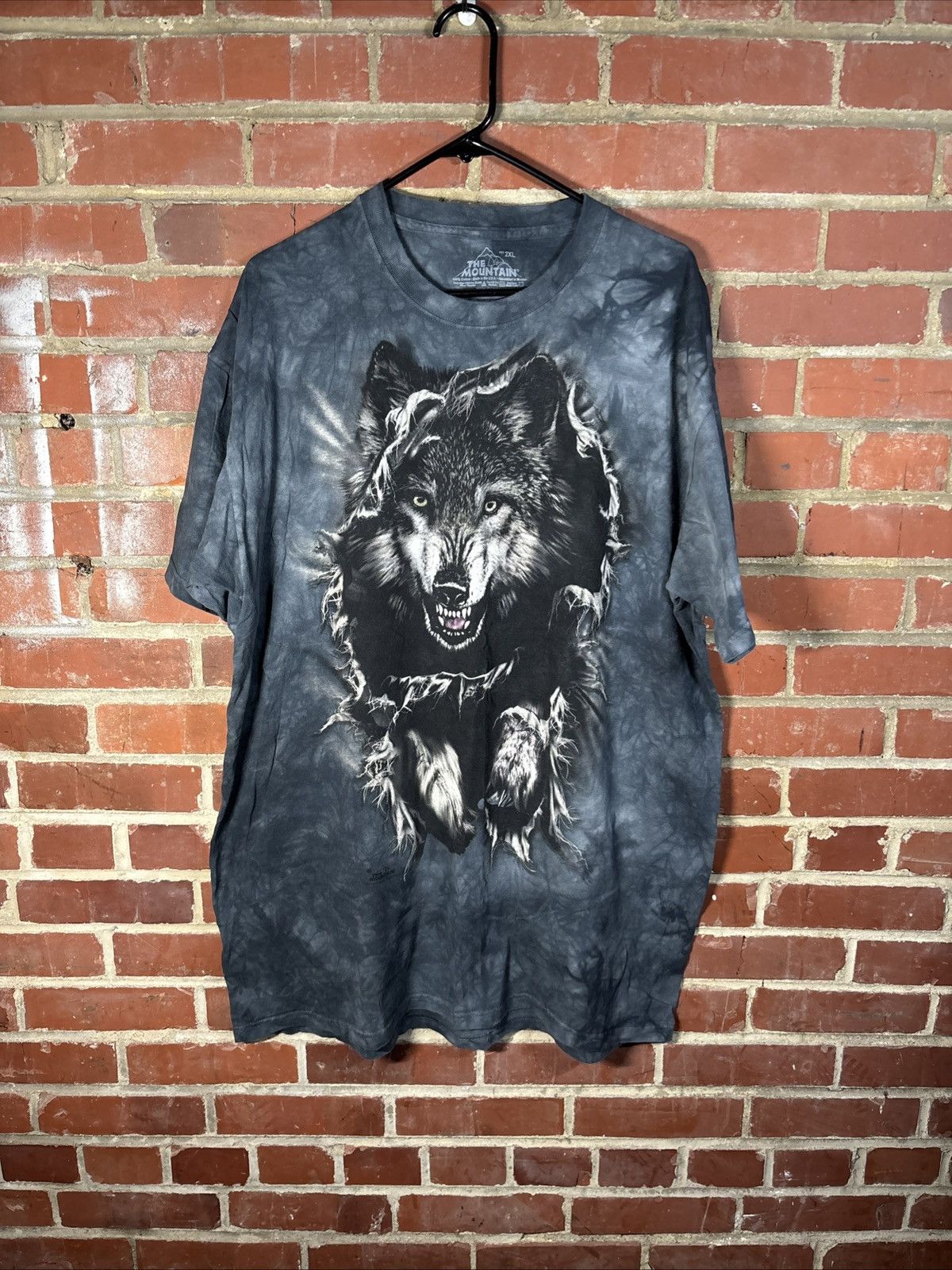The Mountain The Mountain Wolf Wolves Breakout Nature Shirt Sz XXL Size US XXL / EU 58 / 5 - 1 Thumbnail