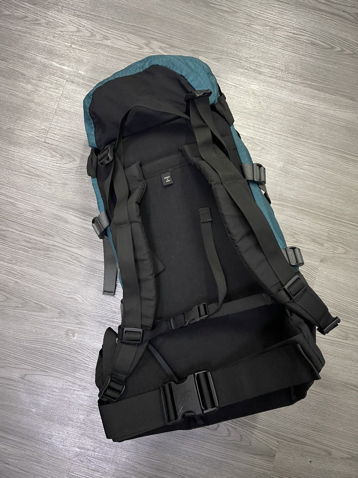 Arc'teryx Vintage ARC’TERYX BORA 30 outdoor hike bag Size 30 - 3 Thumbnail
