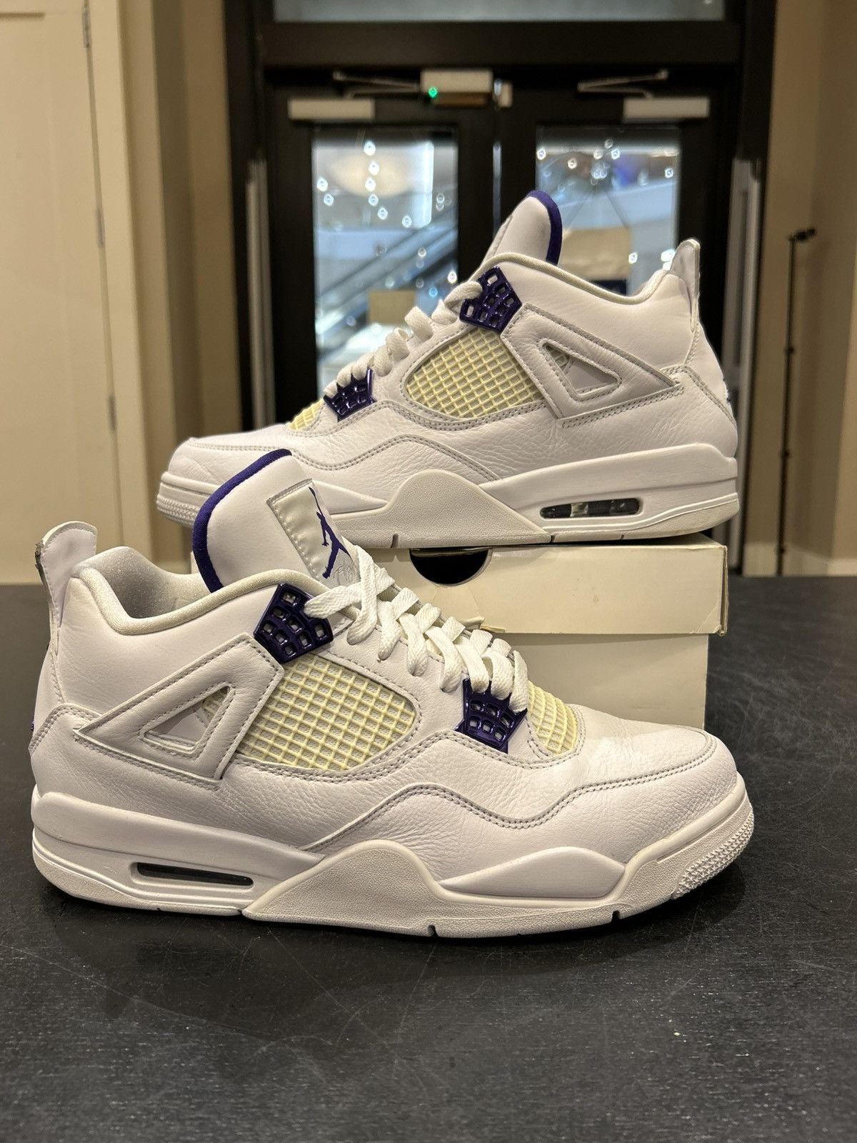 Jordan Brand Jordan 4 Retro ‘Metallic Purple’ Size US 11 / EU 44 - 1 Thumbnail