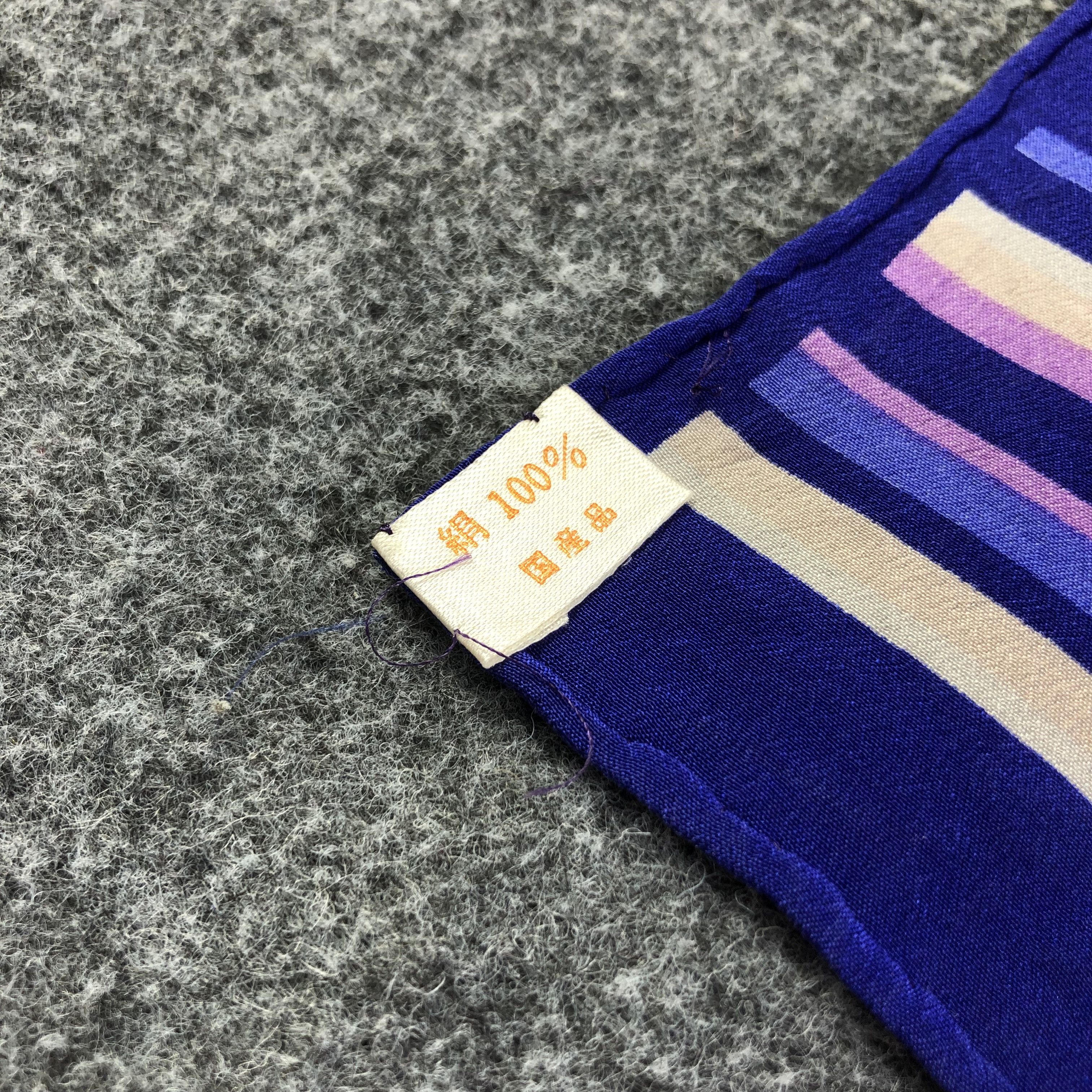 Vintage Vintage Luxury Hand Rolled Silk Stole Silk Scarf M742 Size ONE SIZE - 5 Thumbnail