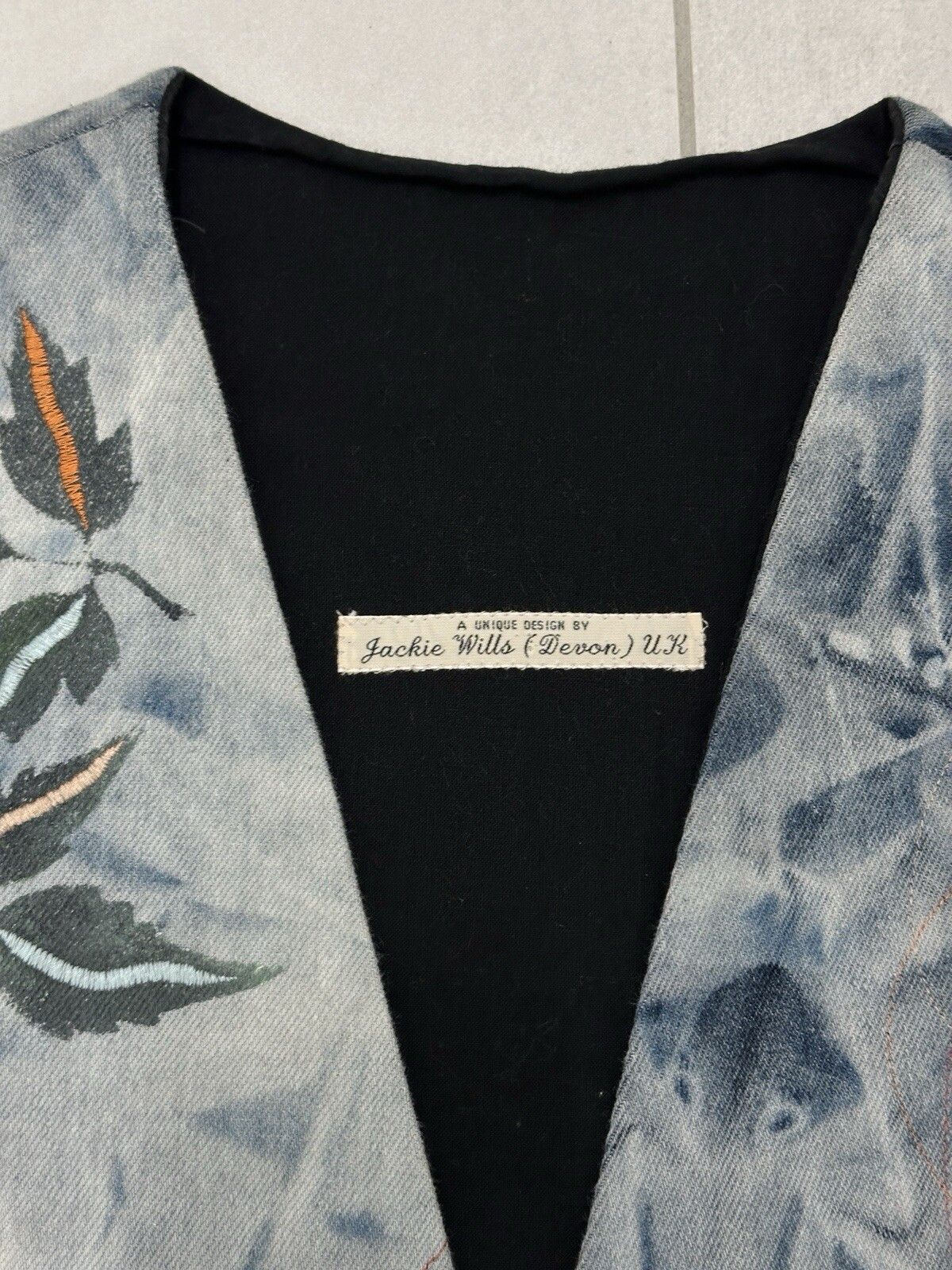 Jack Wills Jack Wills Vest Tie Dye Leaves Print Unisex one size Size US L / EU 52-54 / 3 - 12 Thumbnail
