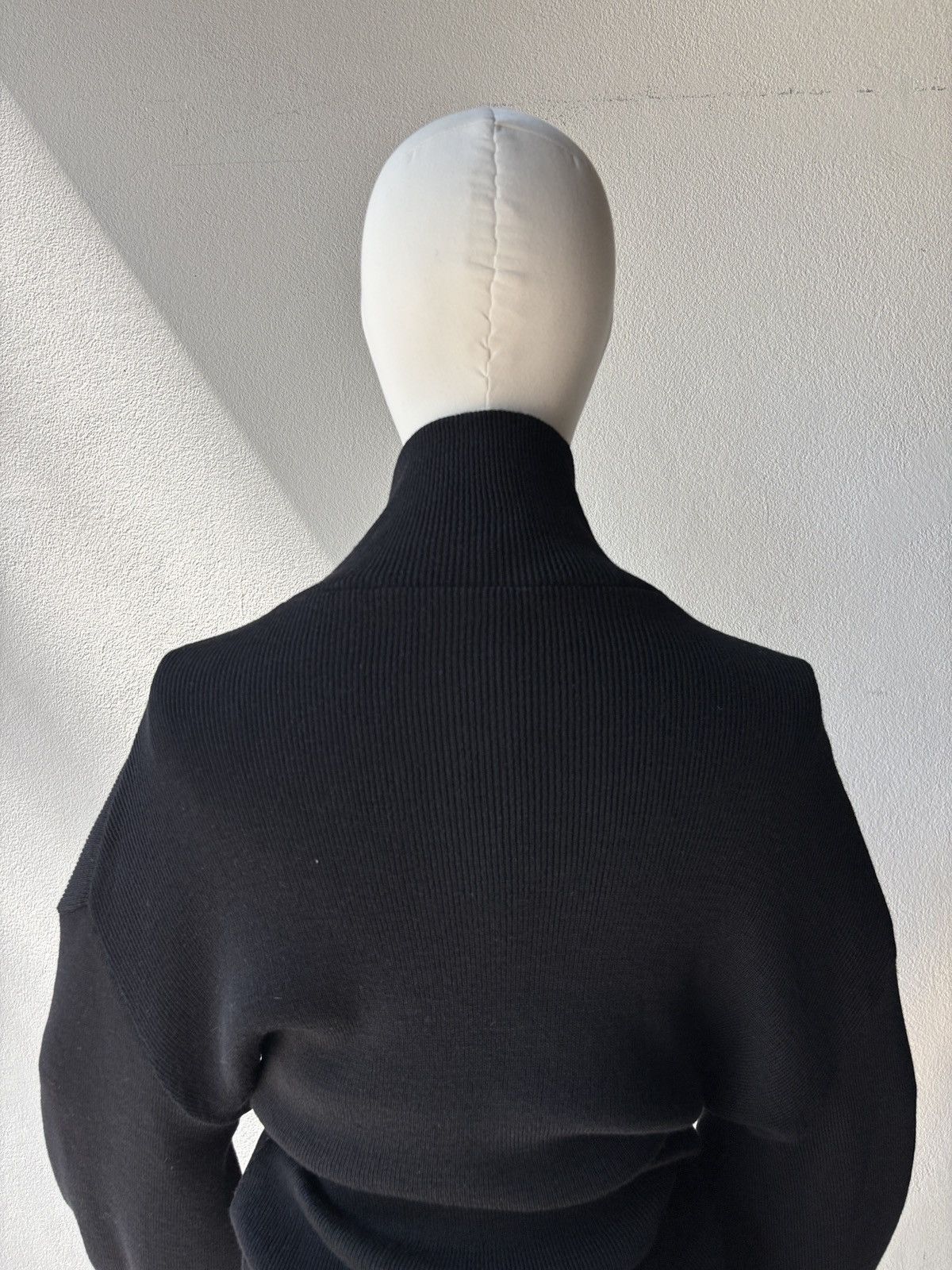 Yohji Yamamoto Yohji Yamamoto 1998 A/W Bishop Sleeves Black Sweater. Size ONE SIZE - 8 Thumbnail