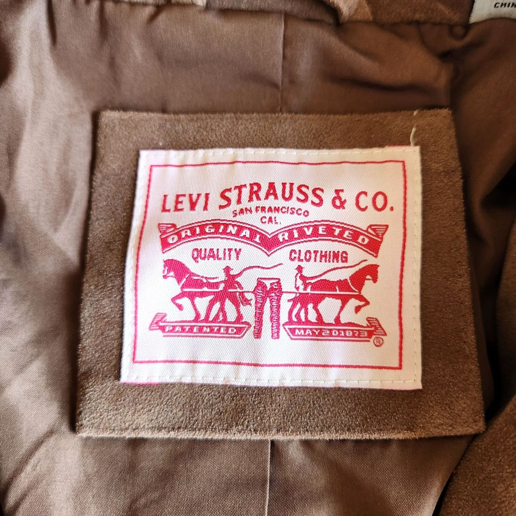 Levi's Item Specifications: Features: Sole Size XL / US 12-14 / IT 48-50 - 4 Thumbnail