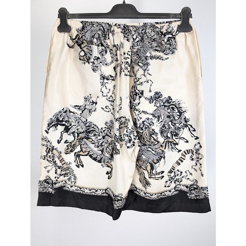 Gucci o1rshd1 Roi Soleil Short On TW Prt in Ivory/Black/Mc Size US 34 / EU 50 - 10 Thumbnail