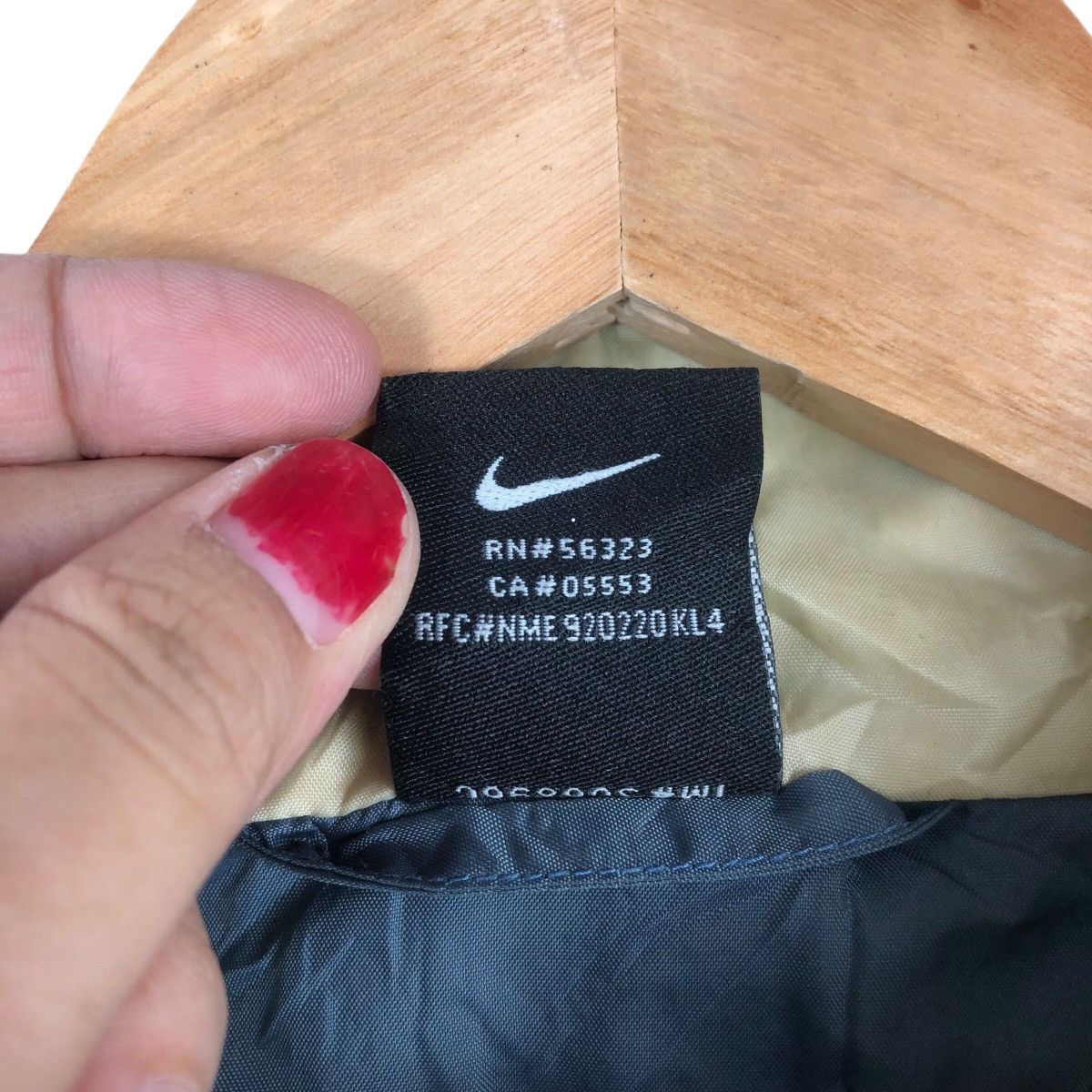 Nike Vintage NIKE Short-Sleeve Shell Jacket 90s / 2000s Track Size US XL / EU 56 / 4 - 8 Thumbnail