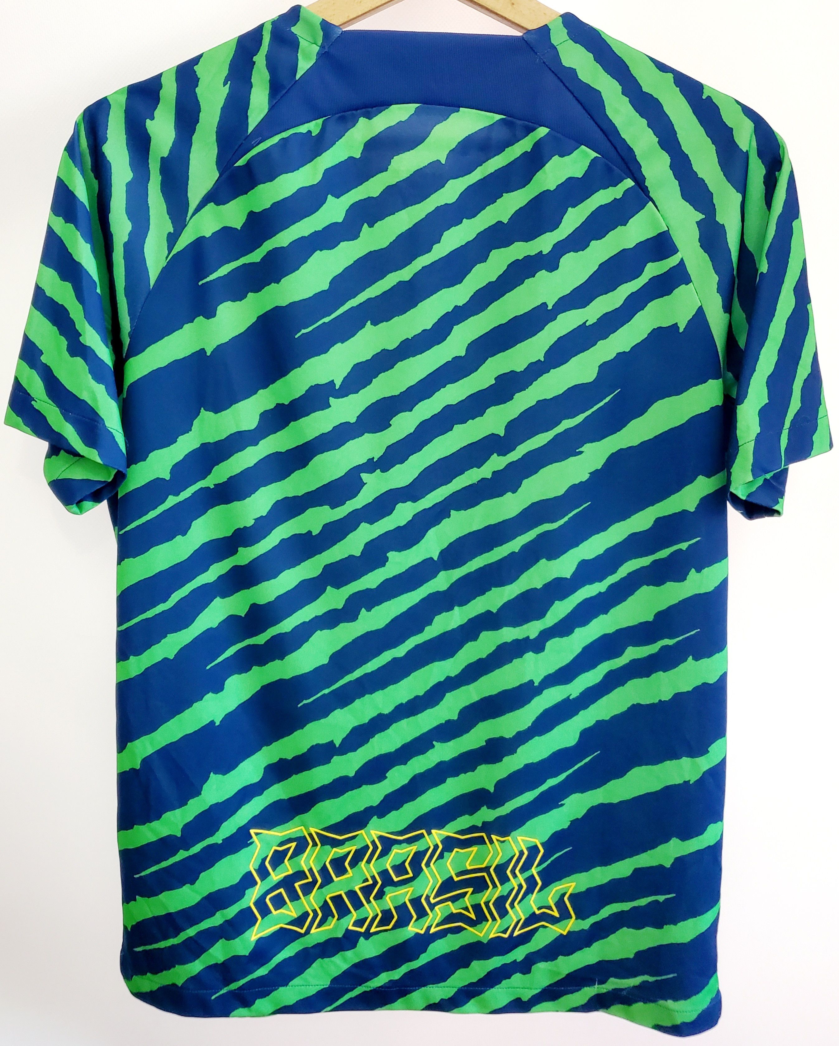 Nike 2022-2023 Brazil Dri-Fit Pre-Match Shirt size Xl (Kids) Size US XS / EU 42 / 0 - 5 Thumbnail