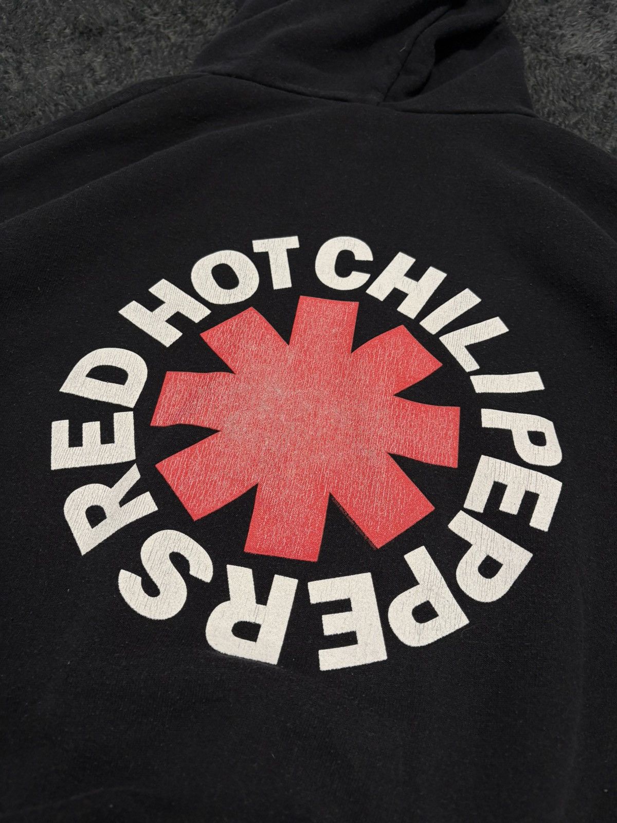 Band Tees Red Hot Chili Peppers World Tour Hoodie Size US L / EU 52-54 / 3 - 4 Thumbnail