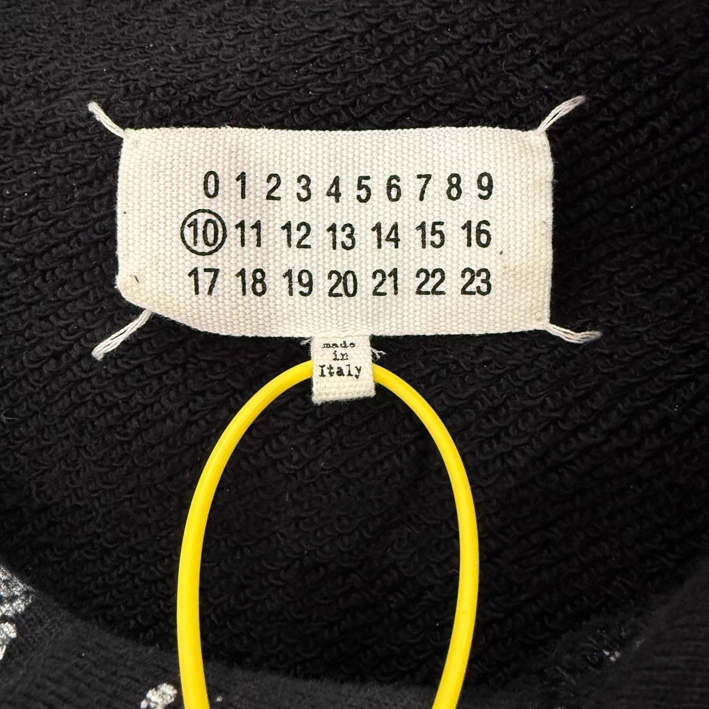 Maison Margiela Maison Margiela Black Splatter Paint Hoodie 46 Size US S / EU 44-46 / 1 - 3 Thumbnail