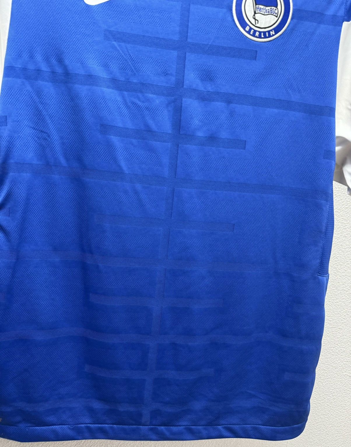 Nike Nike Hertha Berlin soccer jersey 2009/10 L sz Size US L / EU 52-54 / 3 - 5 Thumbnail