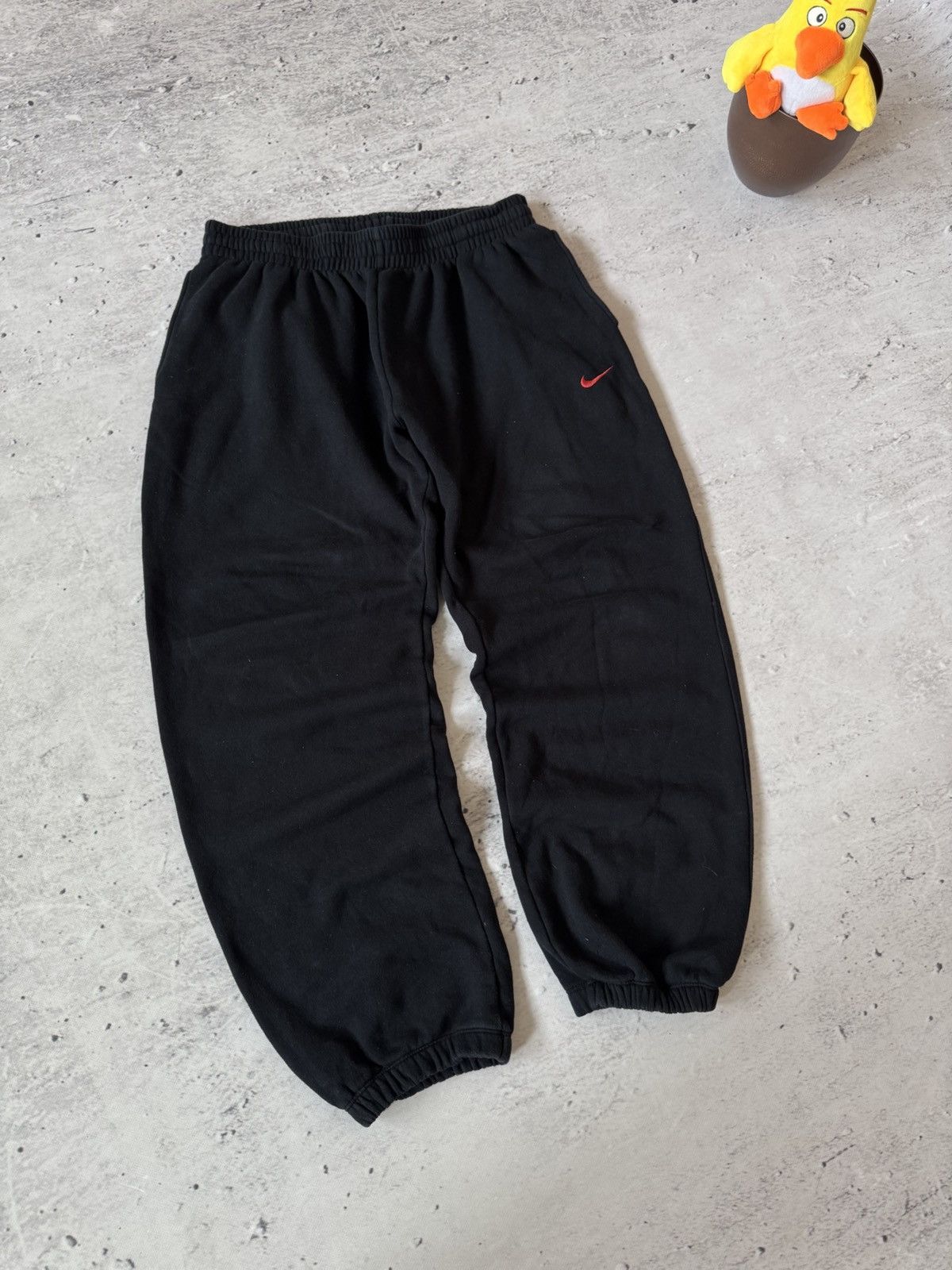 Nike × Vintage NIKE VINTAGE Y2K OVERSIZE BAGGY FIT PANTS SWEATPANTS Size US 34 / EU 50 - 1 Thumbnail