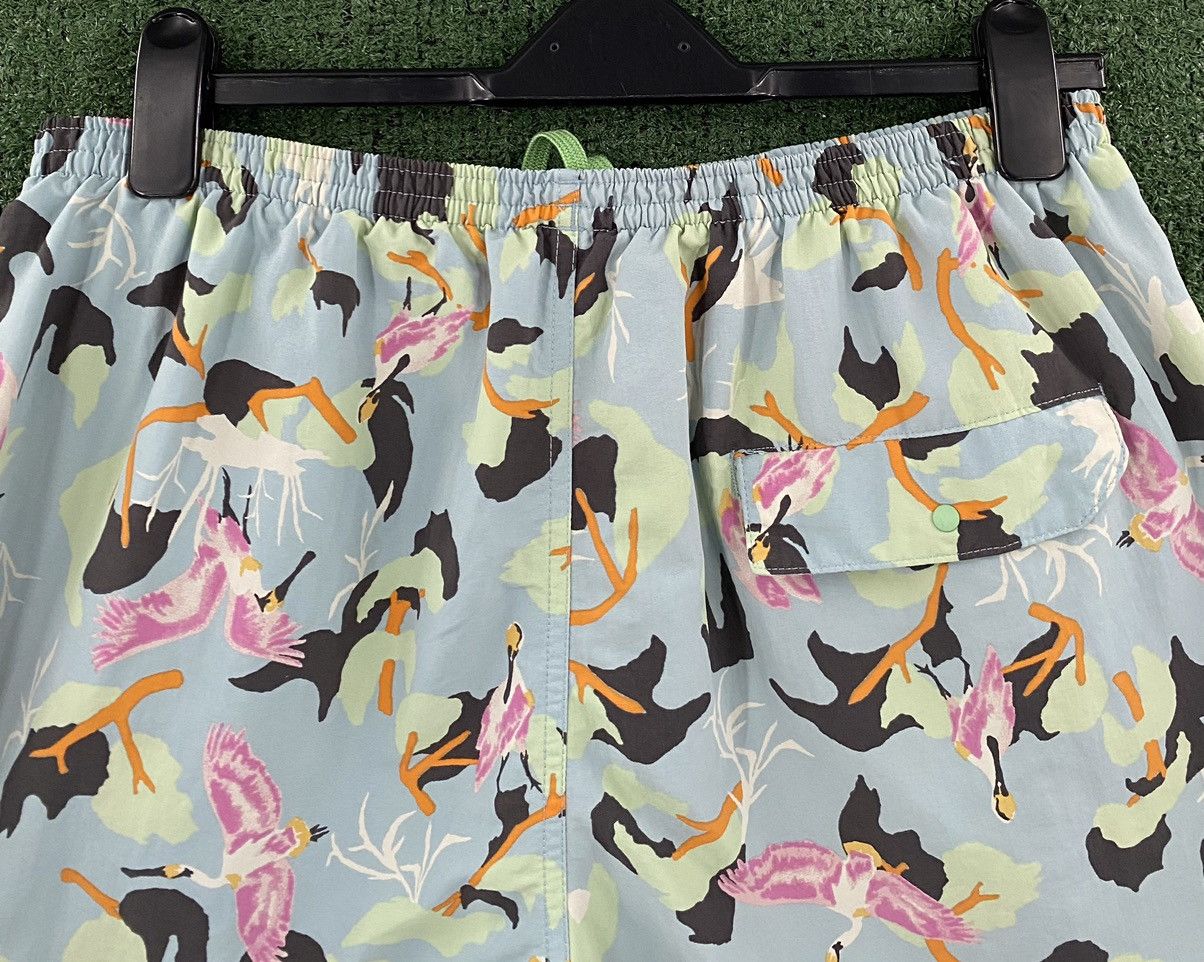 Patagonia Patagonia Baggies Flying Cranes Birds Paradise Lined Shorts Size US 38 / EU 54 - 9 Thumbnail