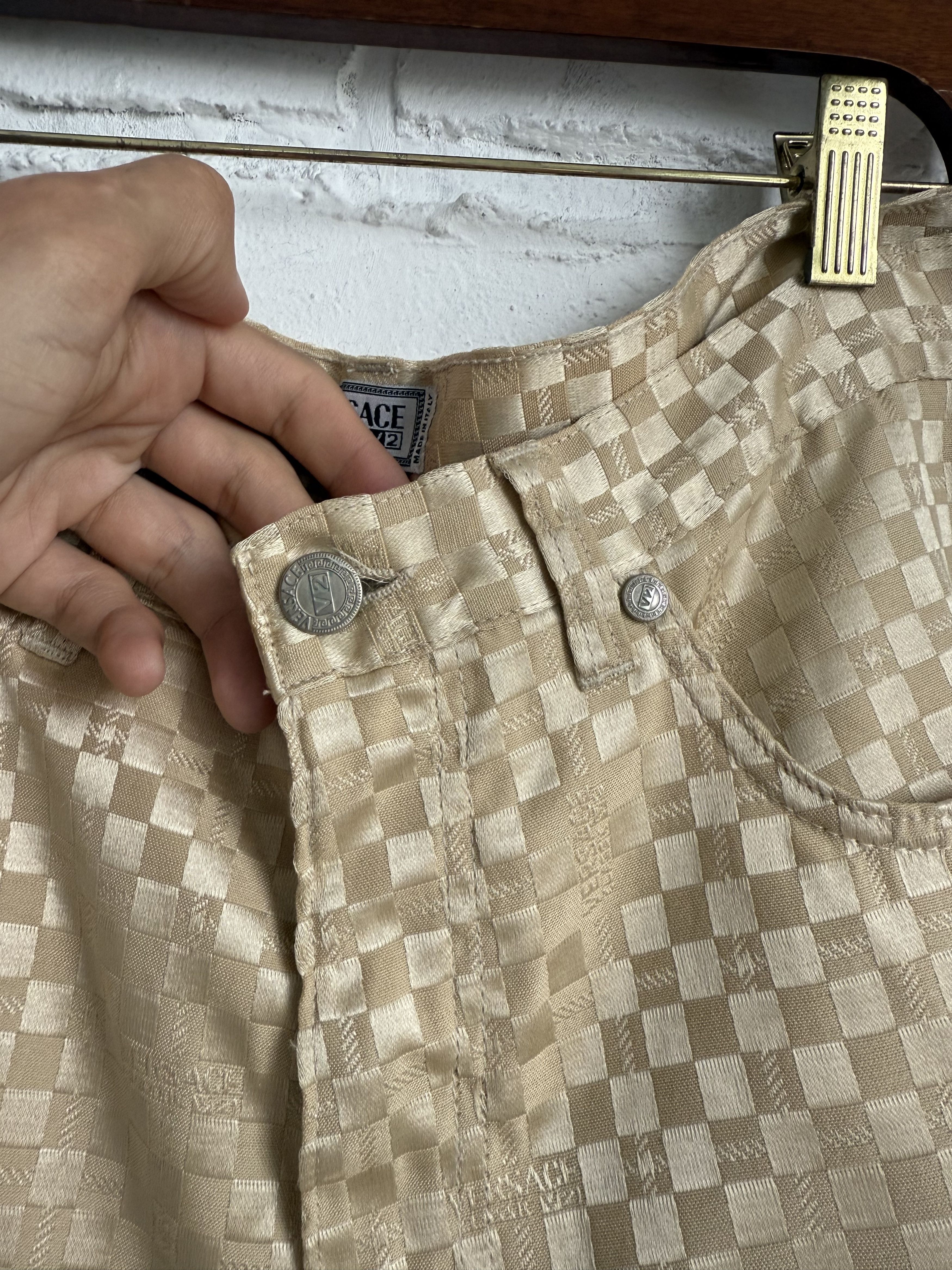 Versace Vintage Versace V2 Satin Checkerboard gold Pants Size US 32 / EU 48 - 7 Thumbnail