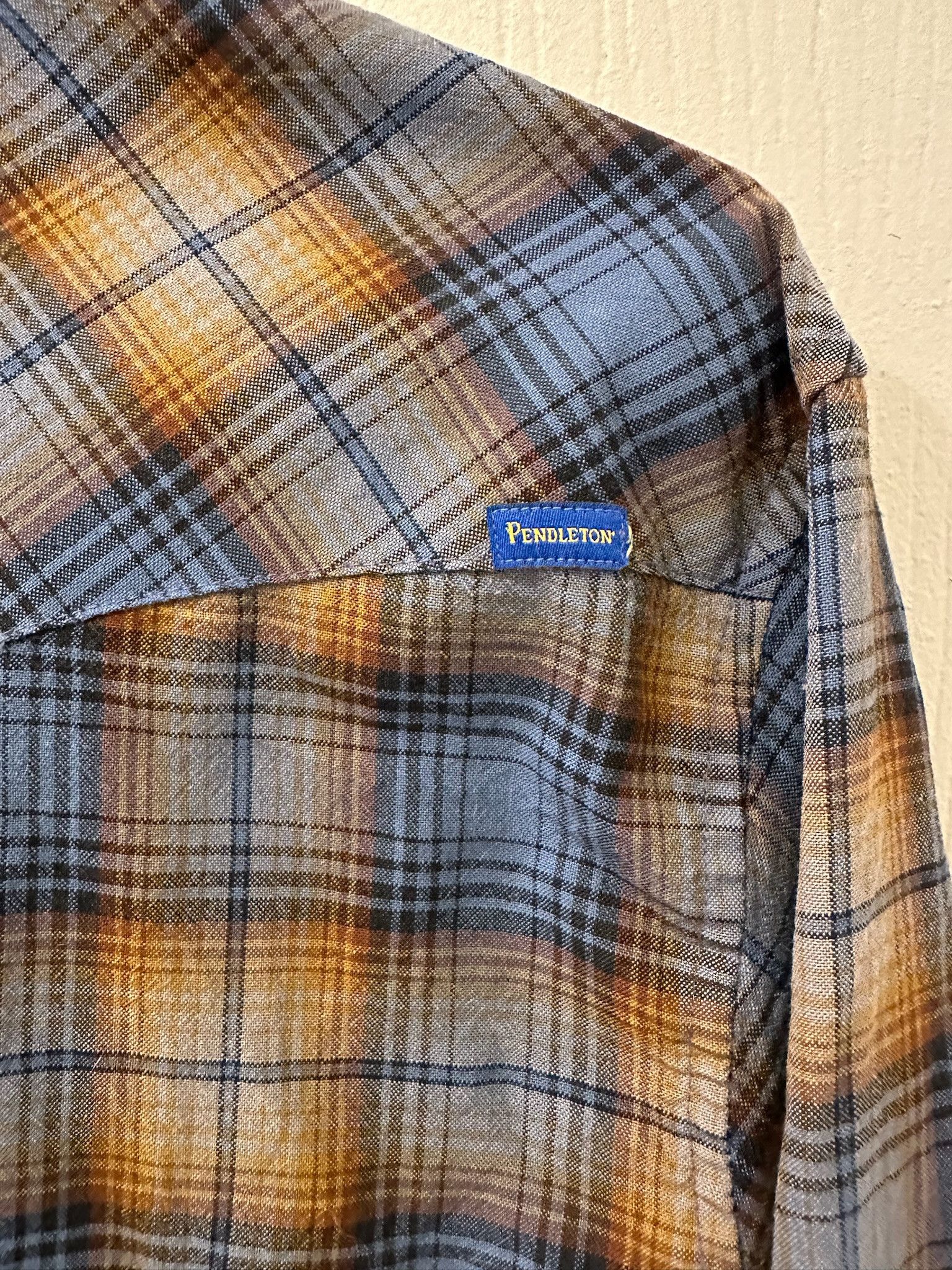 Pendleton Pendleton Pearl Snap Plaid Western Shirt (M) Size US M / EU 48-50 / 2 - 5 Thumbnail