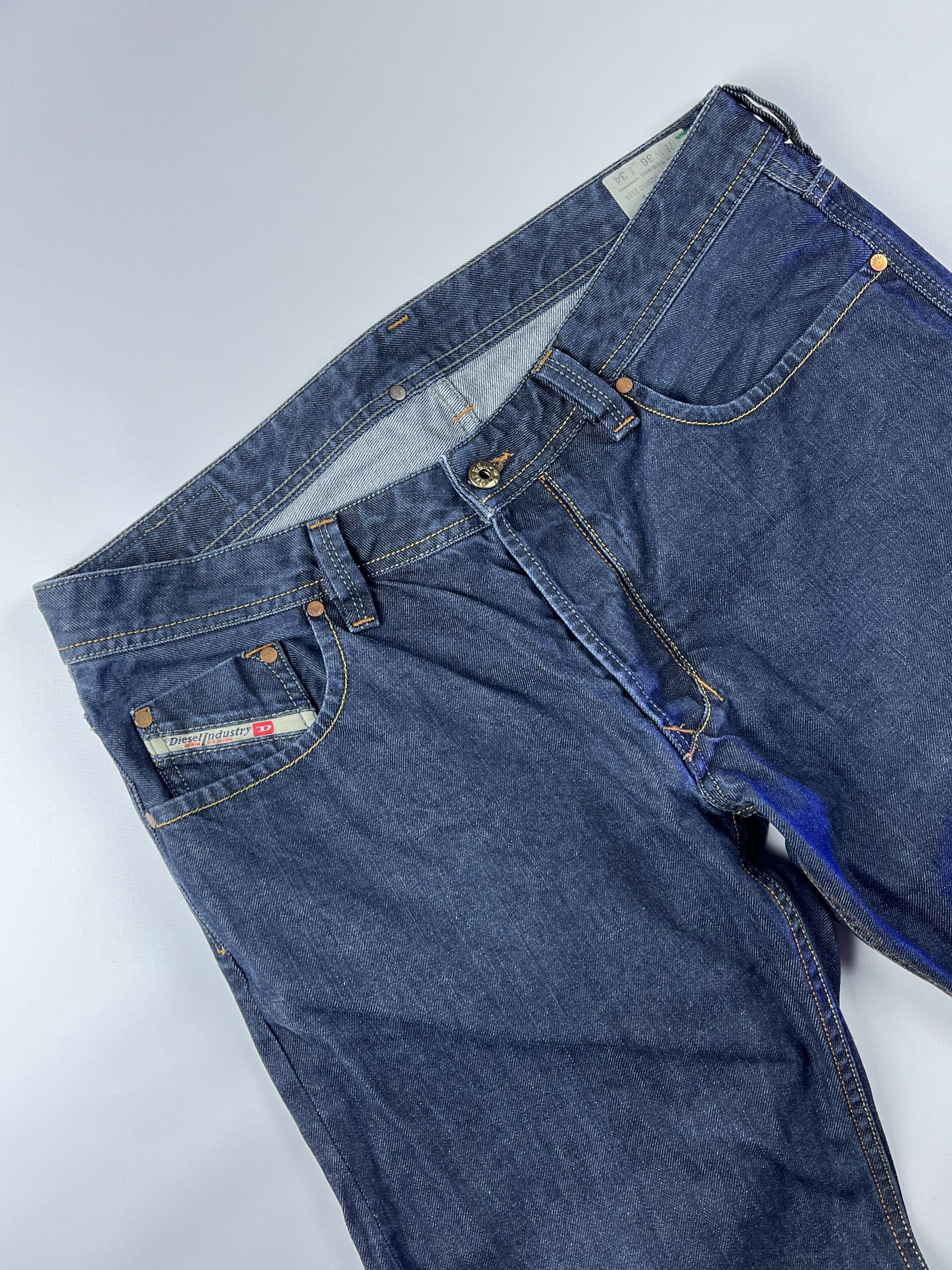 Diesel × Vintage Rare Diesel Baggy Jeans Made in Italy Size US 36 / EU 52 - 2 Thumbnail