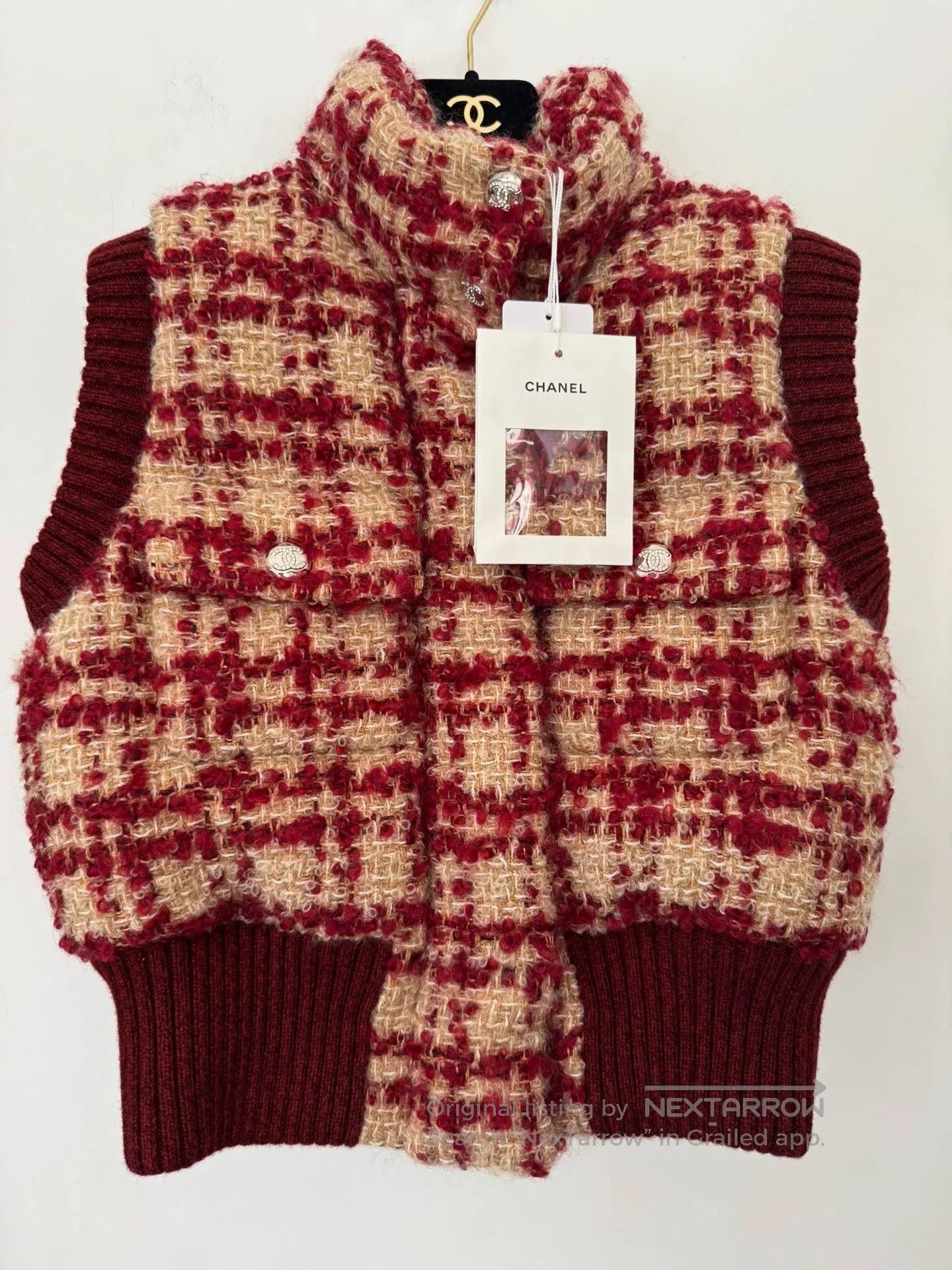 Chanel Chanel Red Plaid Tweed Vest Coat. Size US S / EU 44-46 / 1 - 1 Thumbnail