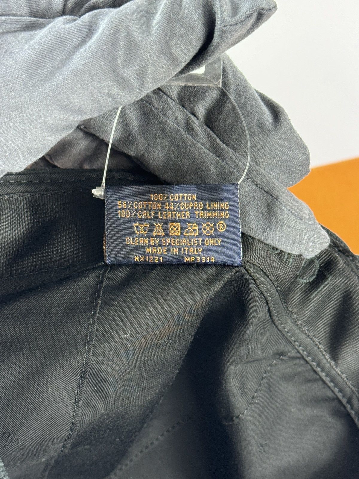 Louis Vuitton SS22 CRYSTAL DETAIL CAP M RARE Size ONE SIZE - 12 Thumbnail