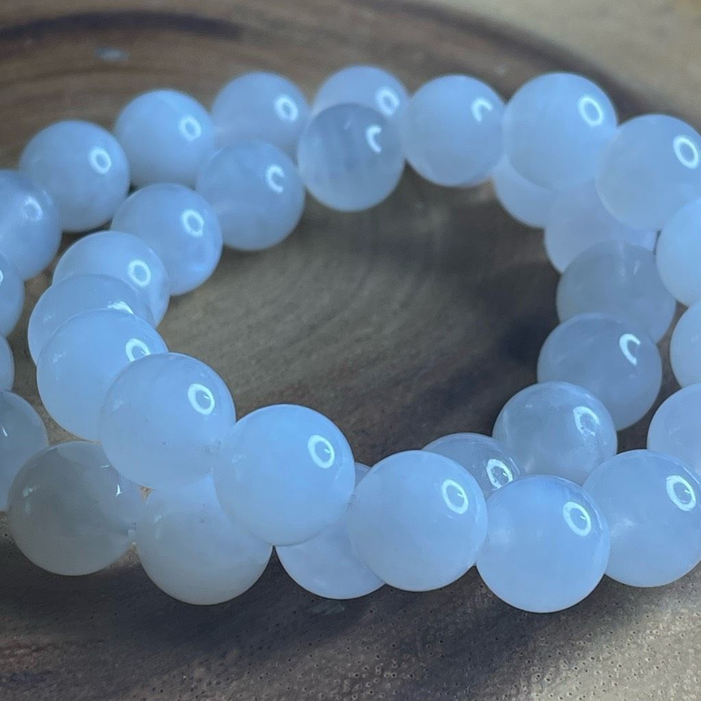 Other White Moonstone beaded bracelet 7” crystal healing beads 8mm blue flash Size ONE SIZE - 6 Thumbnail