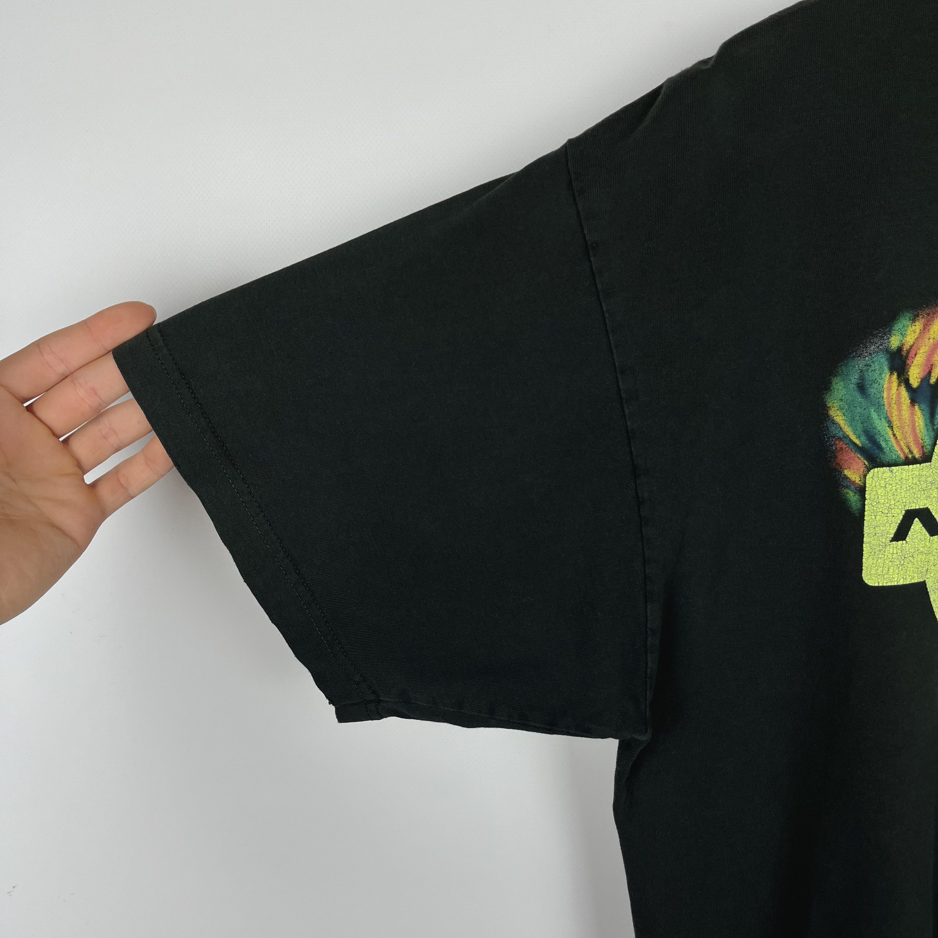 Nike Vintage Nike Iconic Acid Big Logo T Shirt 90’s Size US L / EU 52-54 / 3 - 14 Thumbnail