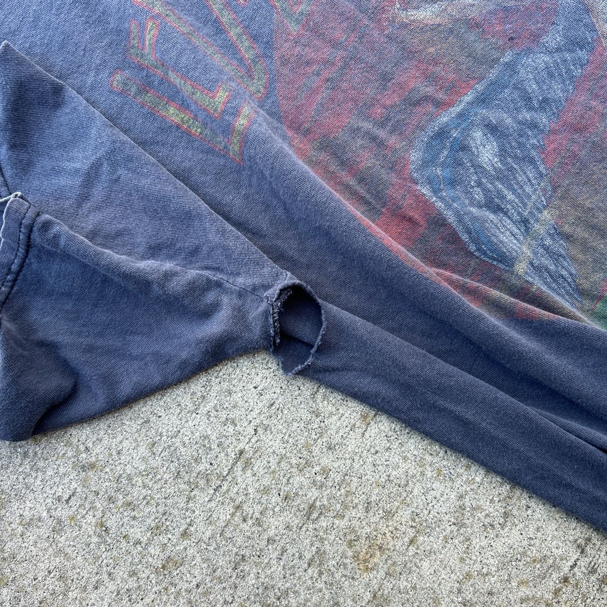 Other Thrashed and distressed led zeppelin 1975 tour shirt Size US XL / EU 56 / 4 - 3 Thumbnail