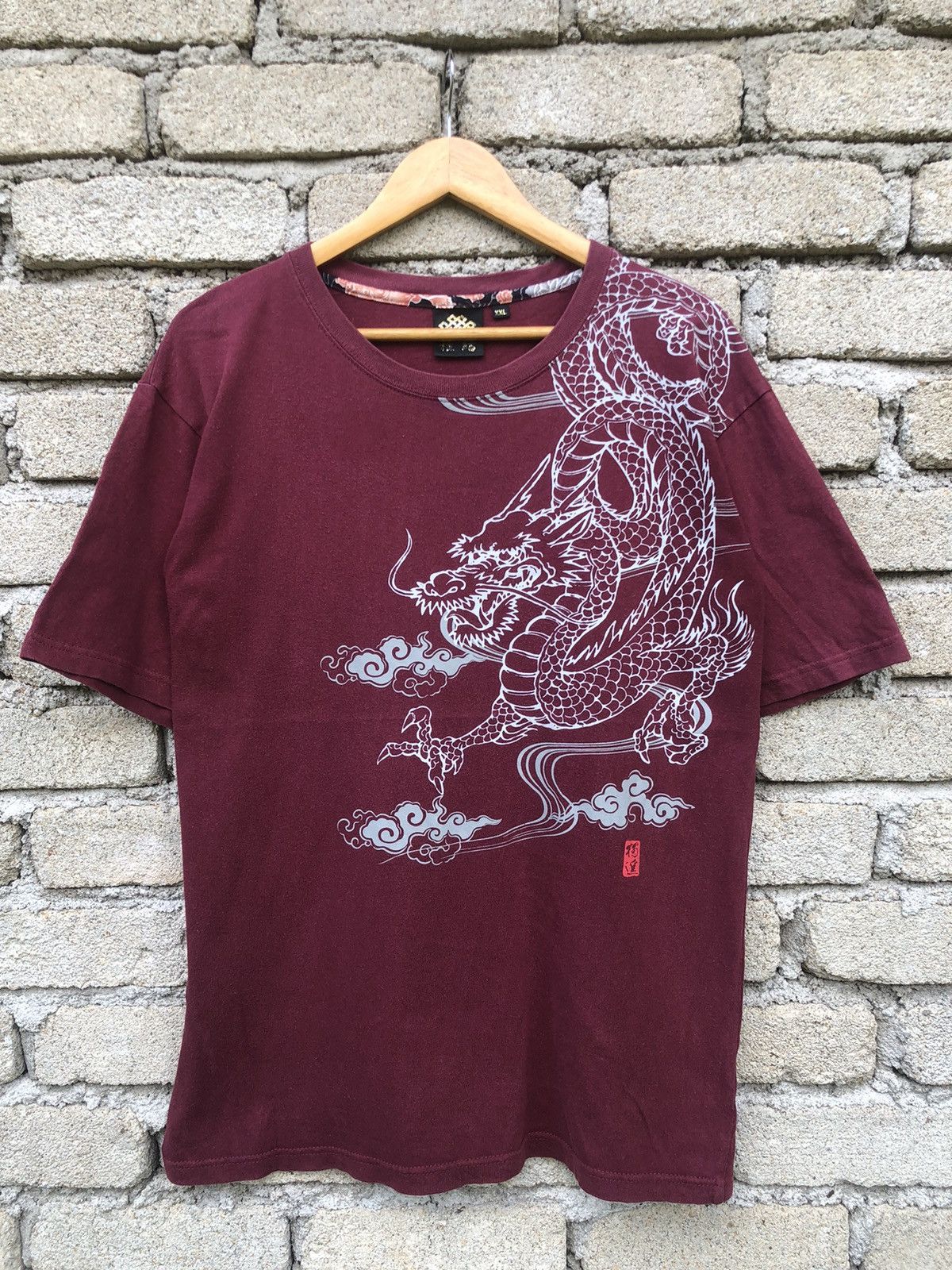 Japanese Brand Vintage Sunfaded Y2K Japanese Brands Dragon Sukajan Tshirt Size US XL / EU 56 / 4 - 1 Thumbnail