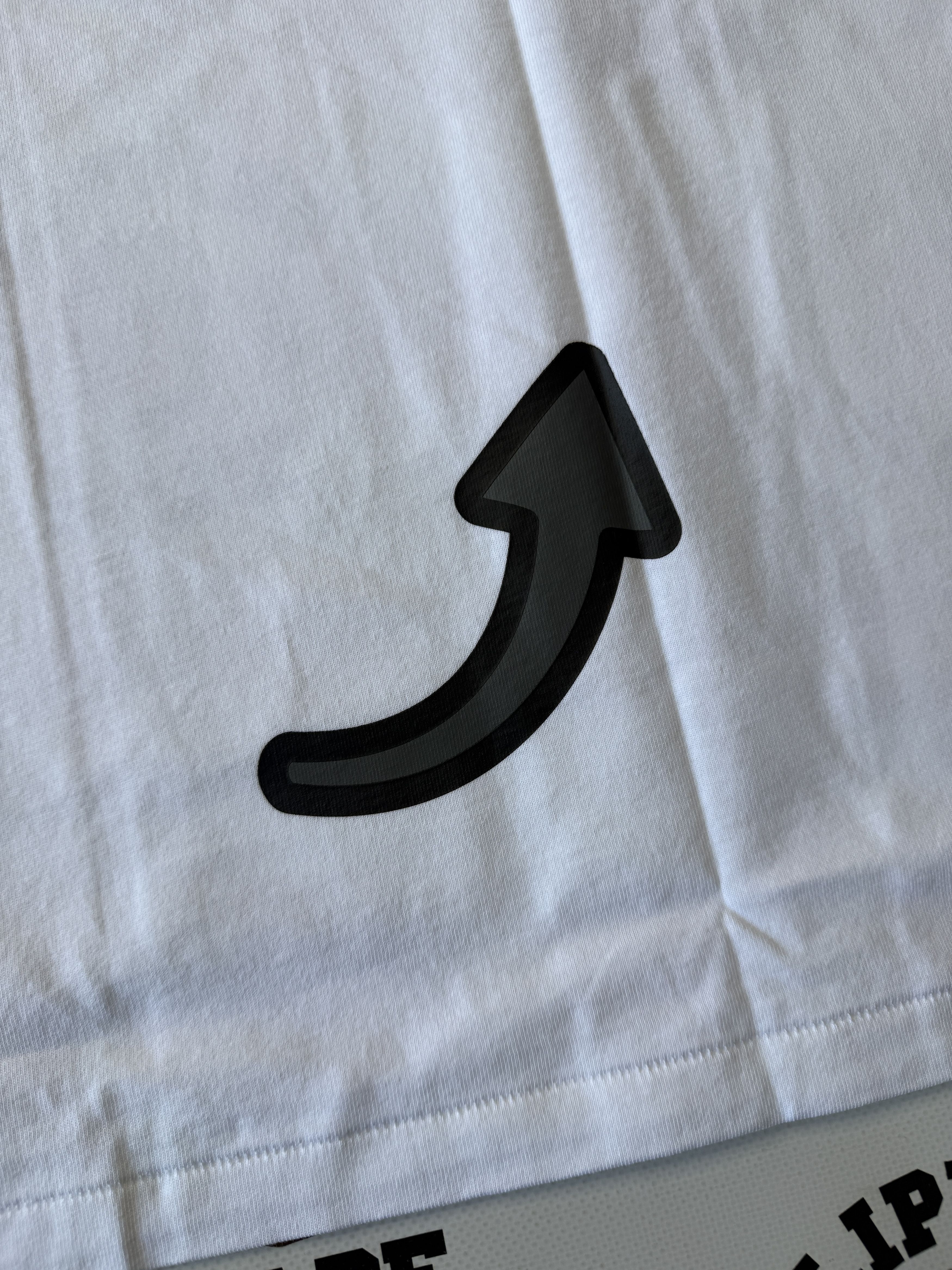 Bape BAPE X KUROMI TEE (2026) Size L / US 10 / IT 46 - 4 Thumbnail