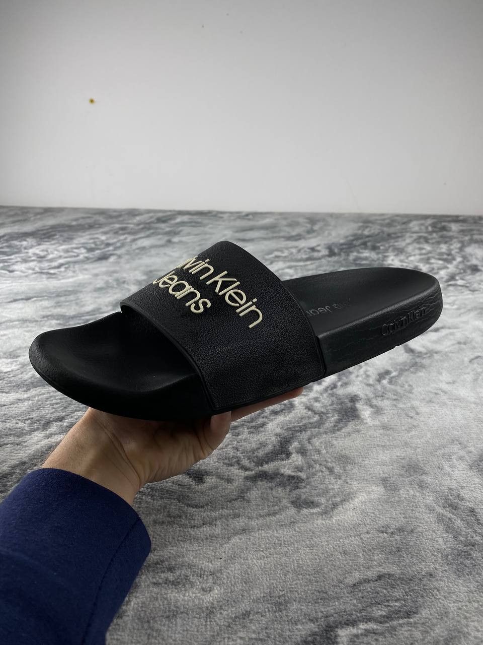 Calvin Klein Calvin Klein Jeans Slider Men Size 44 Black Size US 11 / EU 44 - 9 Thumbnail