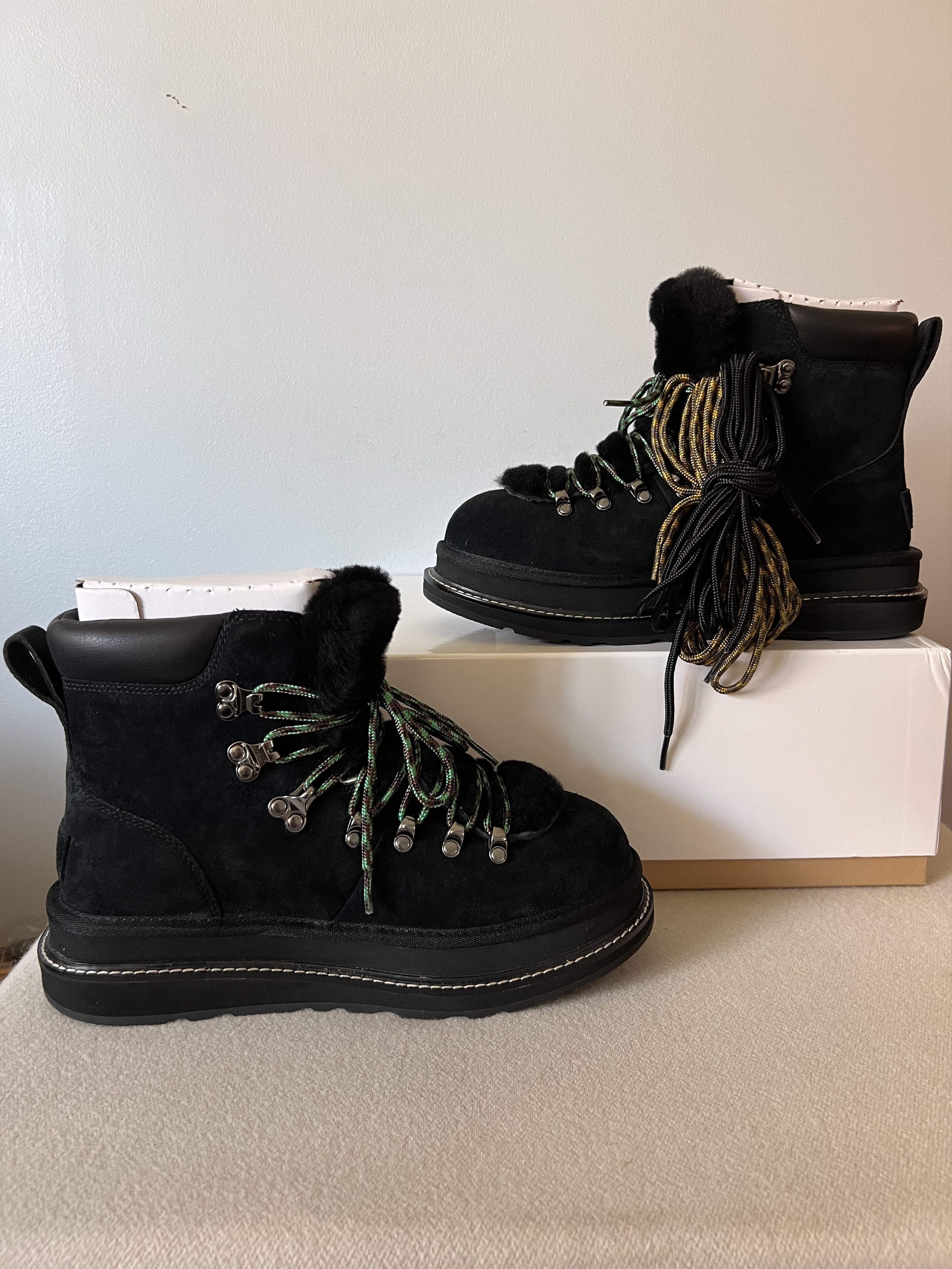 Sacai × Ugg Sacai UGG Hiker Boots in Black Size US 8 / EU 41 - 3 Thumbnail
