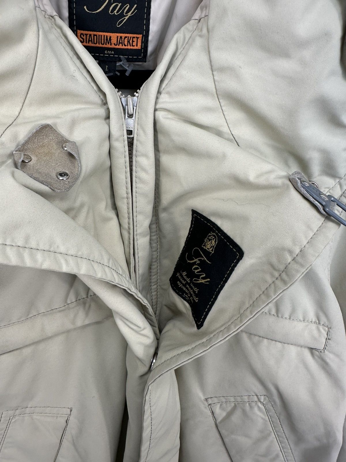 Fay Vintage Fay Stadium For Ema Cream Luxury Nylon Coat Jacket Size US L / EU 52-54 / 3 - 4 Thumbnail