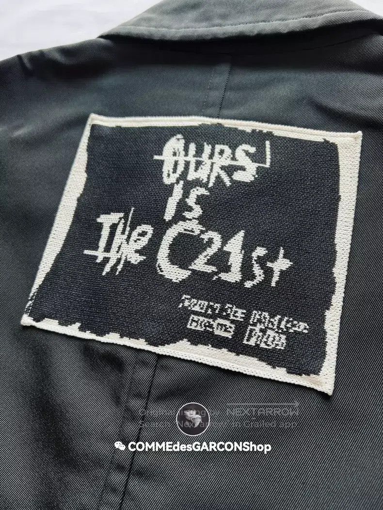 Comme des Garcons Comme Des Garcons Rare art LOGO decorative coat Size US M / EU 48-50 / 2 - 7 Thumbnail
