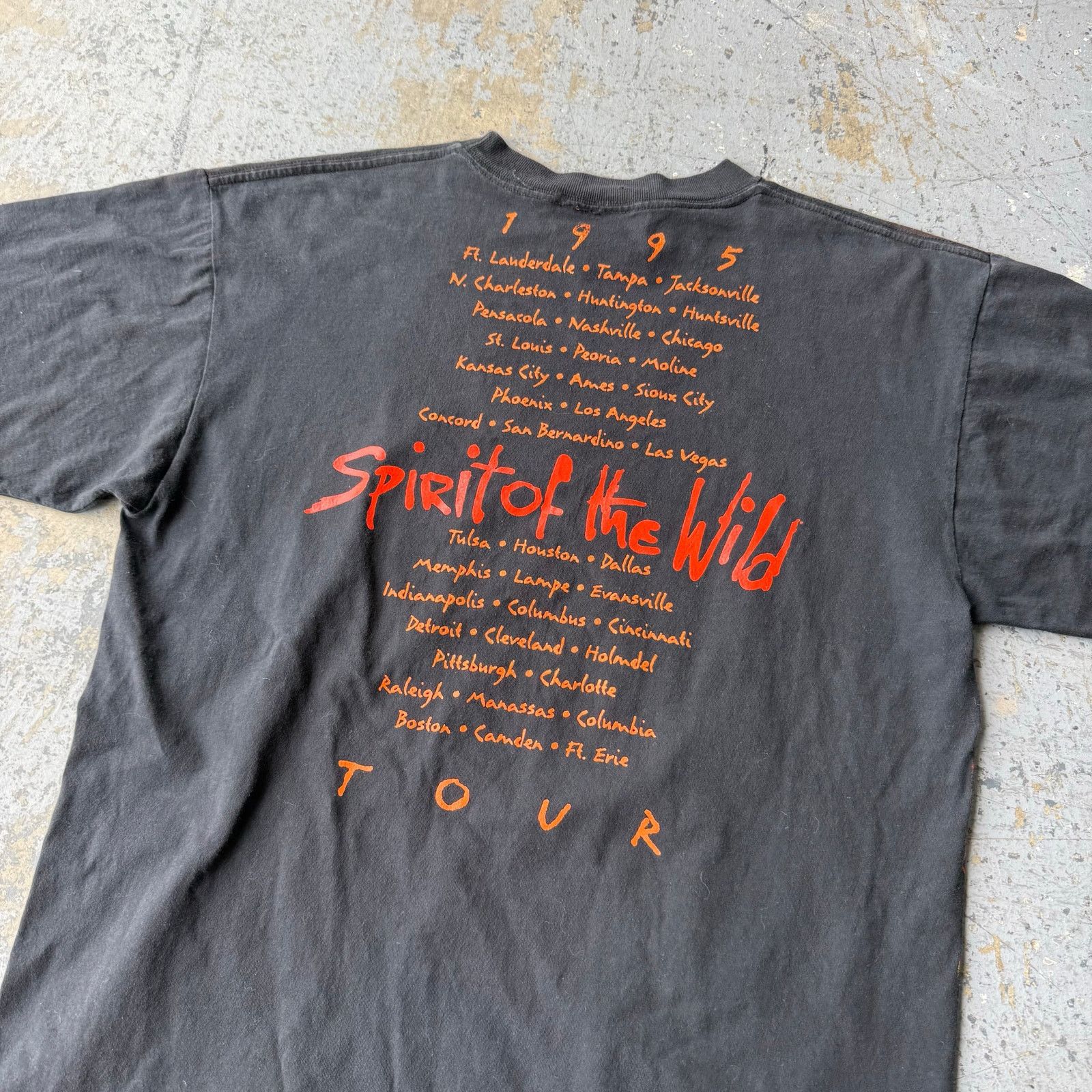 Vintage Vintage 1995 Ted Nugent Spirit of the Wild Winterland Tee Size US L / EU 52-54 / 3 - 5 Thumbnail