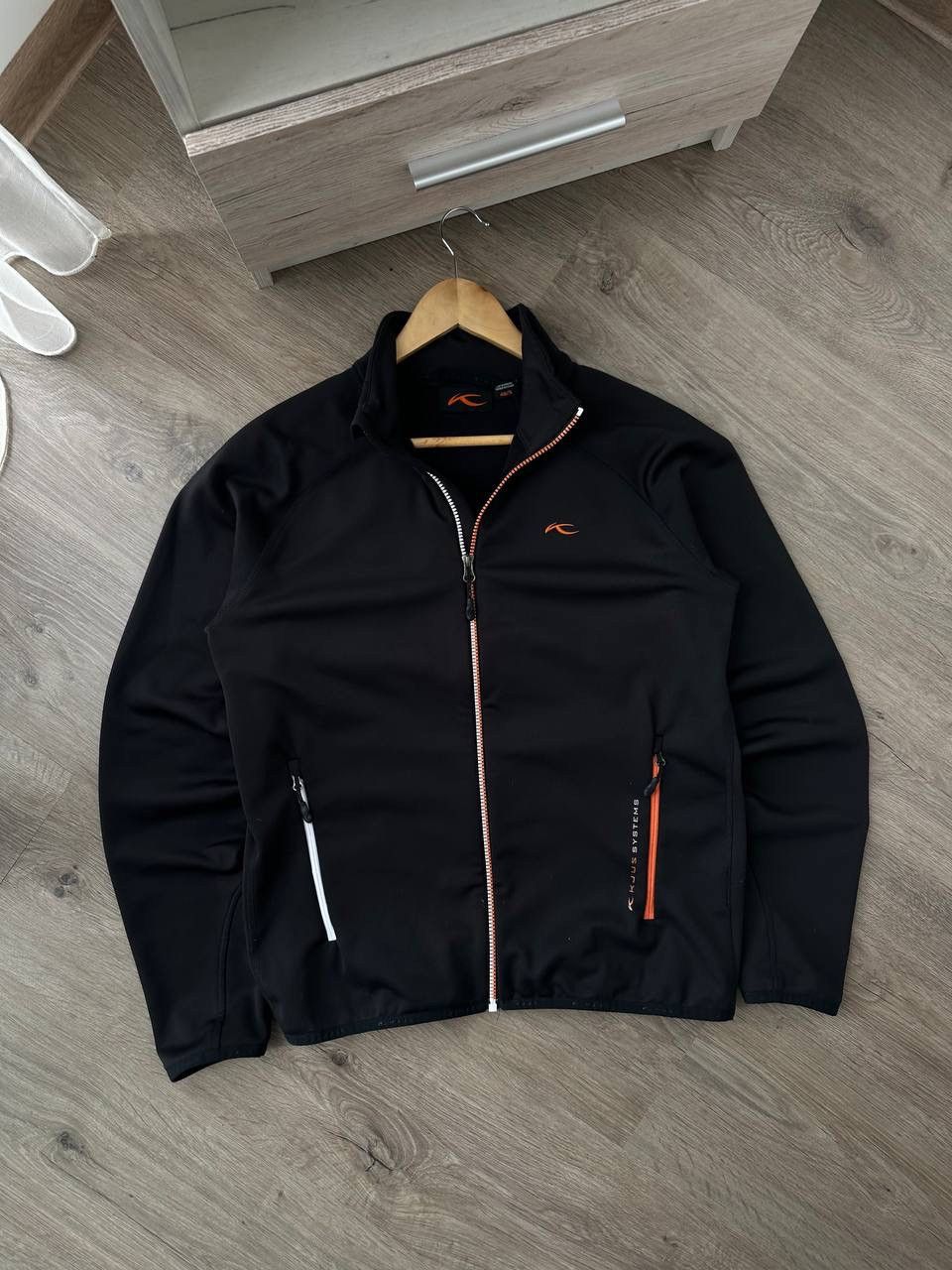 KJUS × Vintage Vintage Kjus Outdoor Black Big Logo Zip Hoodie Size US S / EU 44-46 / 1 - 3 Thumbnail