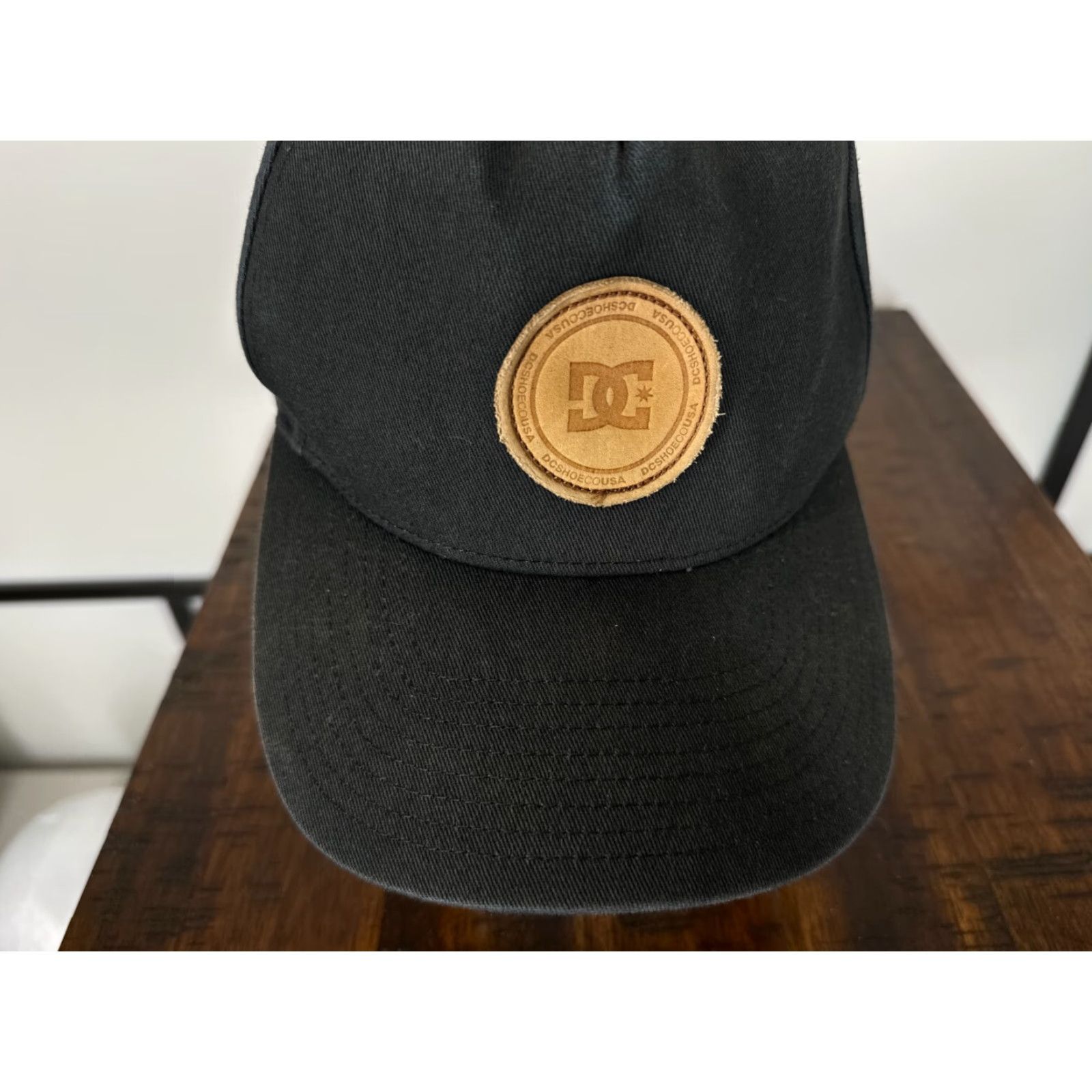 Vintage DC Shoes Hat Snap Back Adult One Size Black Cotton Twill Skate Surf Beach Cap Size ONE SIZE - 2 Thumbnail