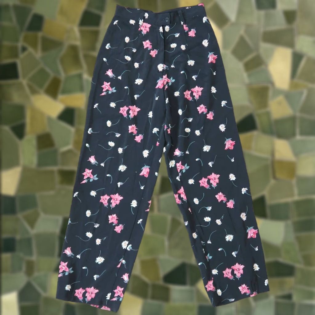 Vintage VINTAGE Rampage Black Pink Floral Wide Leg Trouser Pants S 1990s Casual Womens Size 26" / US 2 / IT 38 - 1 Thumbnail