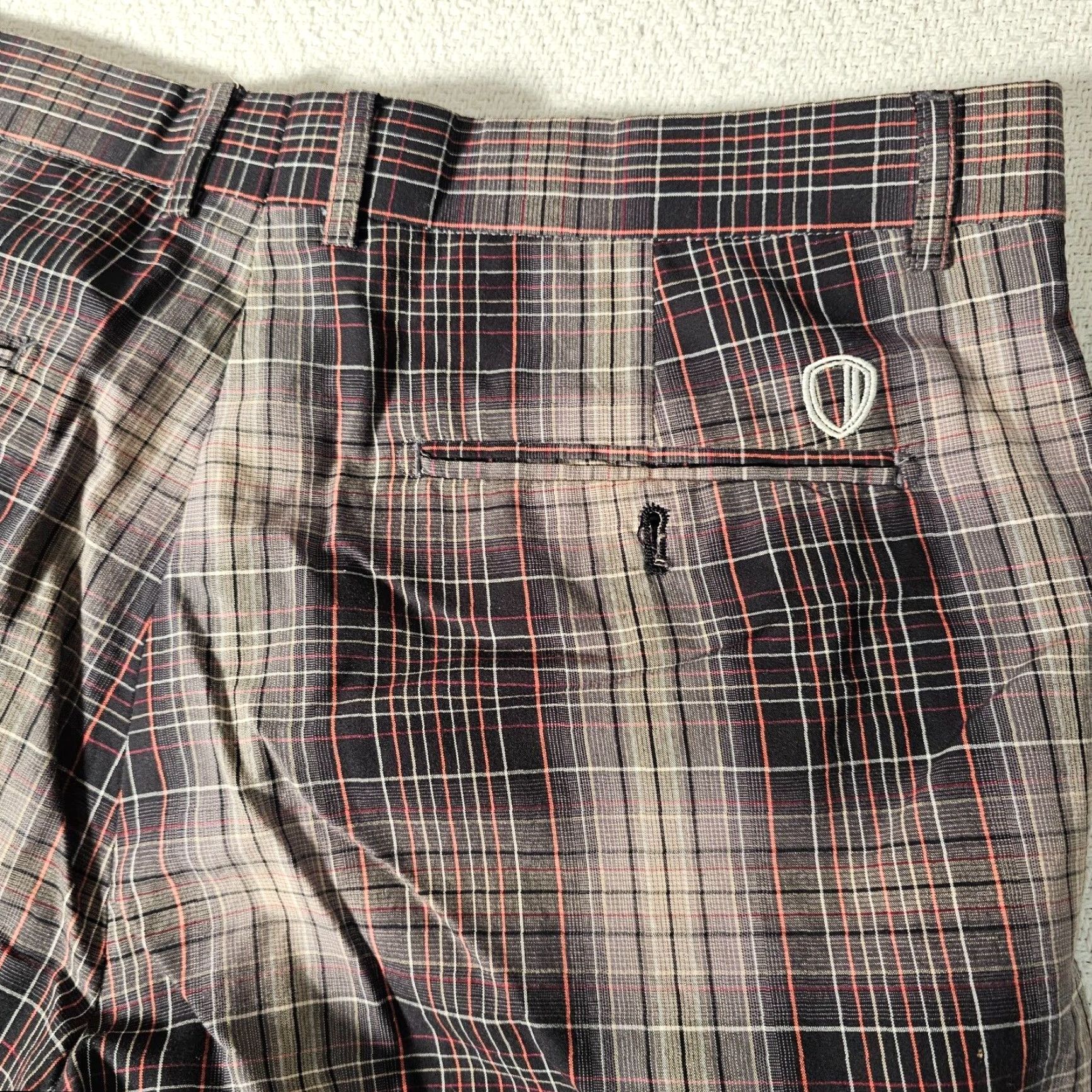 Ben Sherman VINTAGE Ben Sherman Shorts Men's Chino Beach Brown Plaid 32 11" Inseam Pockets Size US 32 / EU 48 - 8 Thumbnail