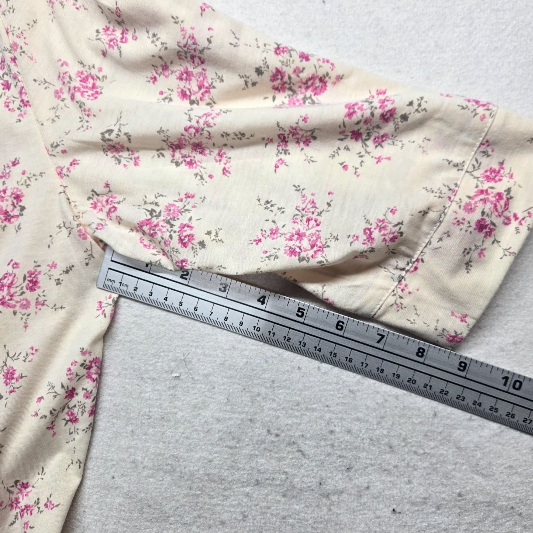 Vintage Body Touch Pajama Set Shirt Women XL Ivory Floral Pattern Sleep Set Flowers 90s (not applicable) Size ONE SIZE - 6 Thumbnail