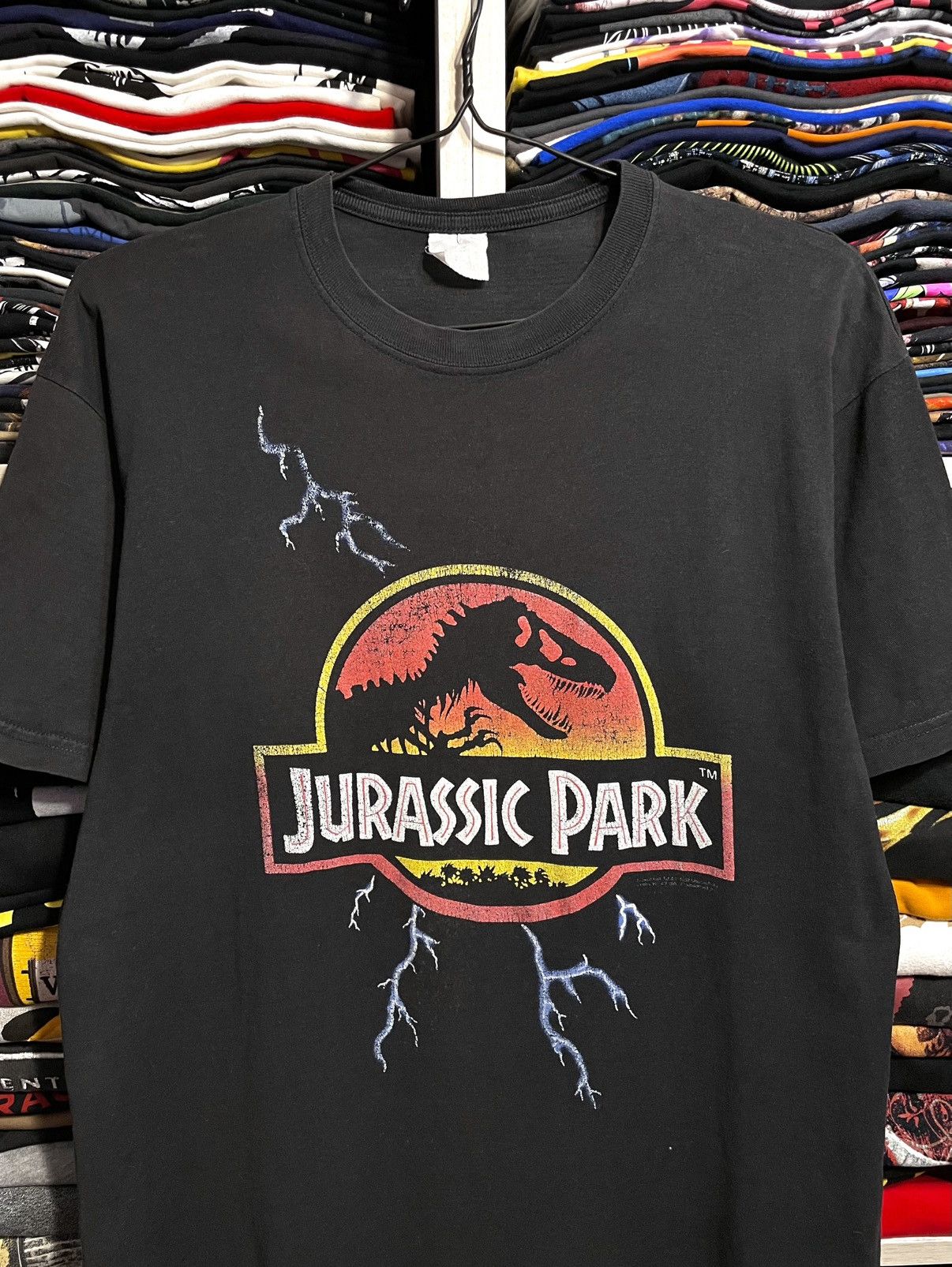 Vintage Vintage 1992 Jurassic Park Movie Promo Faded T-Shirt 90s Size US M / EU 48-50 / 2 - 2 Thumbnail