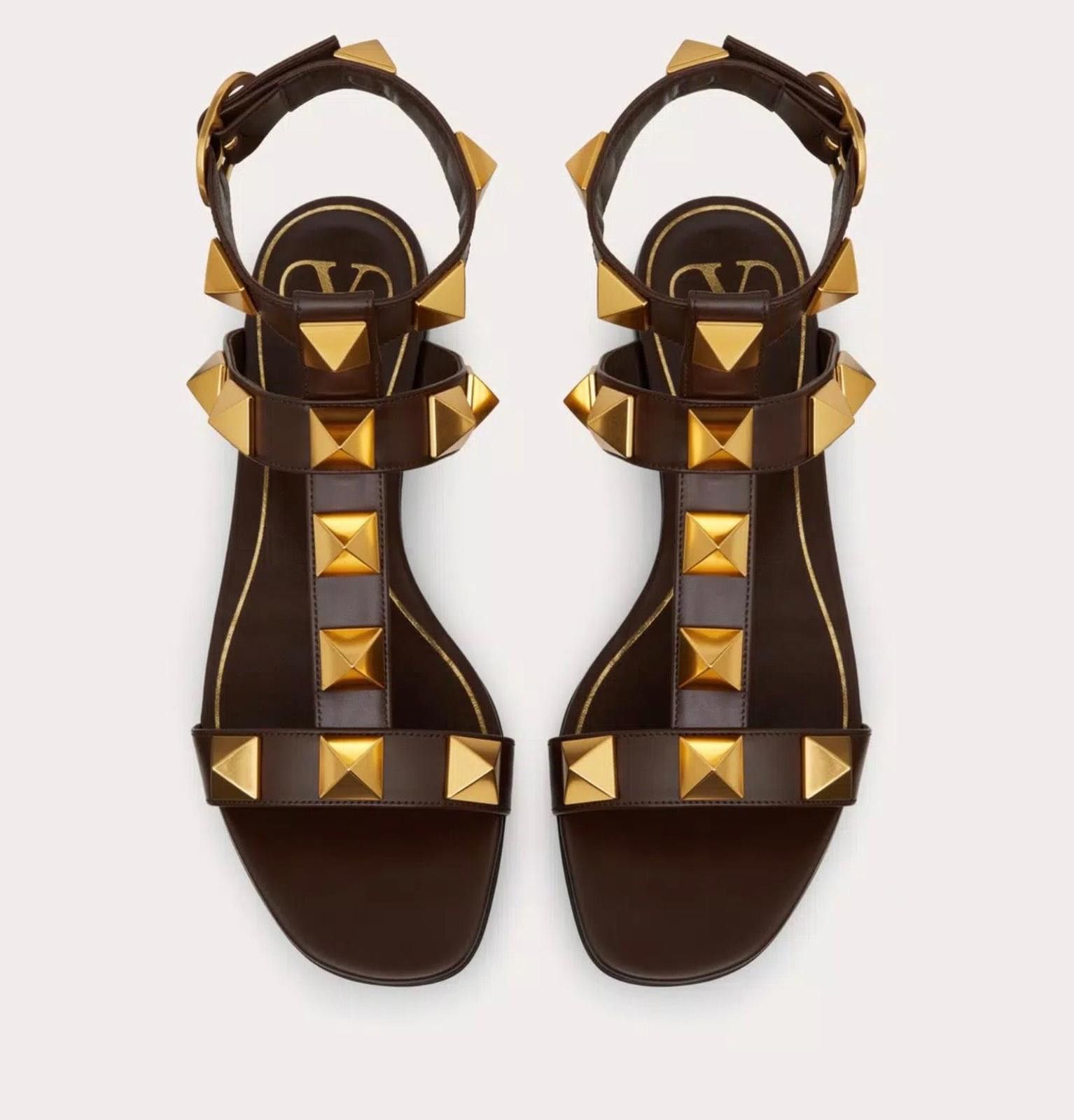 Other Valentino Roman Stud Flat Sandal Size US 7.5 / IT 37.5 - 4 Thumbnail