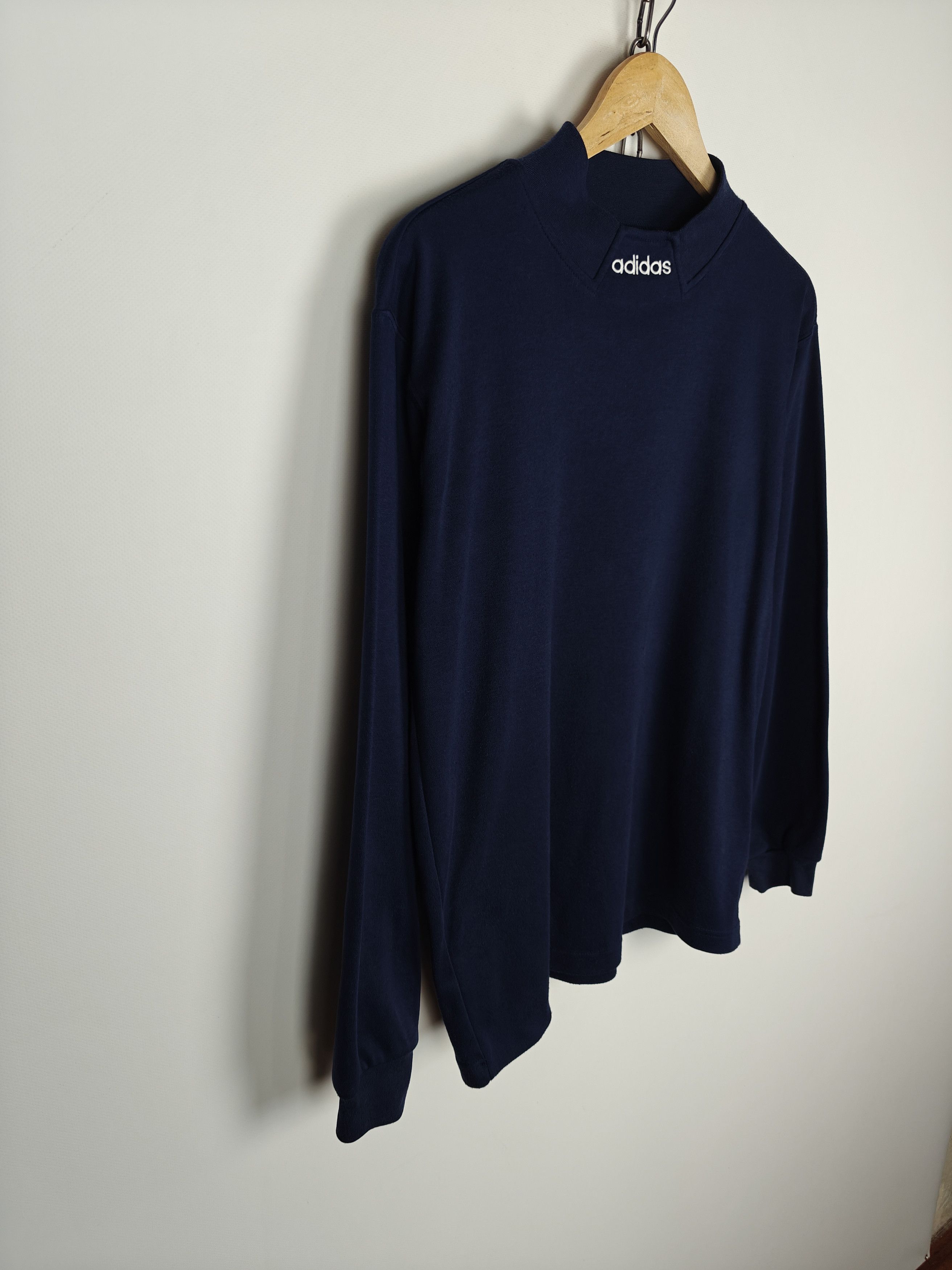 Adidas Adidas VTG Sweatshirt Pullover Neck Logo Blue size M Size US M / EU 48-50 / 2 - 4 Thumbnail