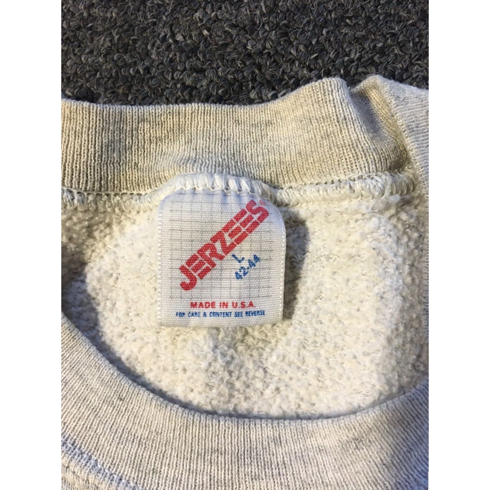 Jerzees VINTAGE Depeche Mode Somebody Lyrics Cut Off Sweatshirt M gray USA 80s 90s Rock Punk Concert Lyrics Mens Sweatshirt Size US M / EU 48-50 / 2 - 7 Thumbnail