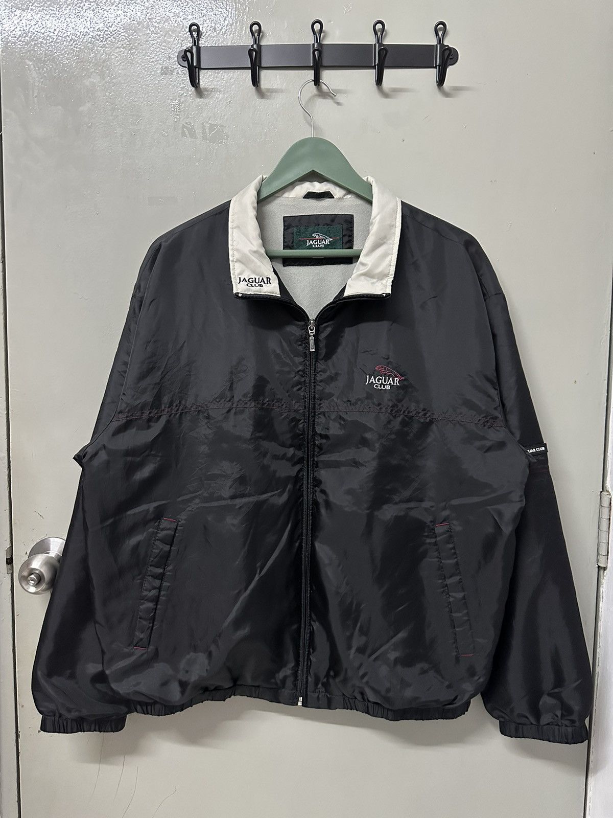 image of Vintage Jaguar Club Embroidery Mini Logo Jacket in Black, Men's (Size Large)