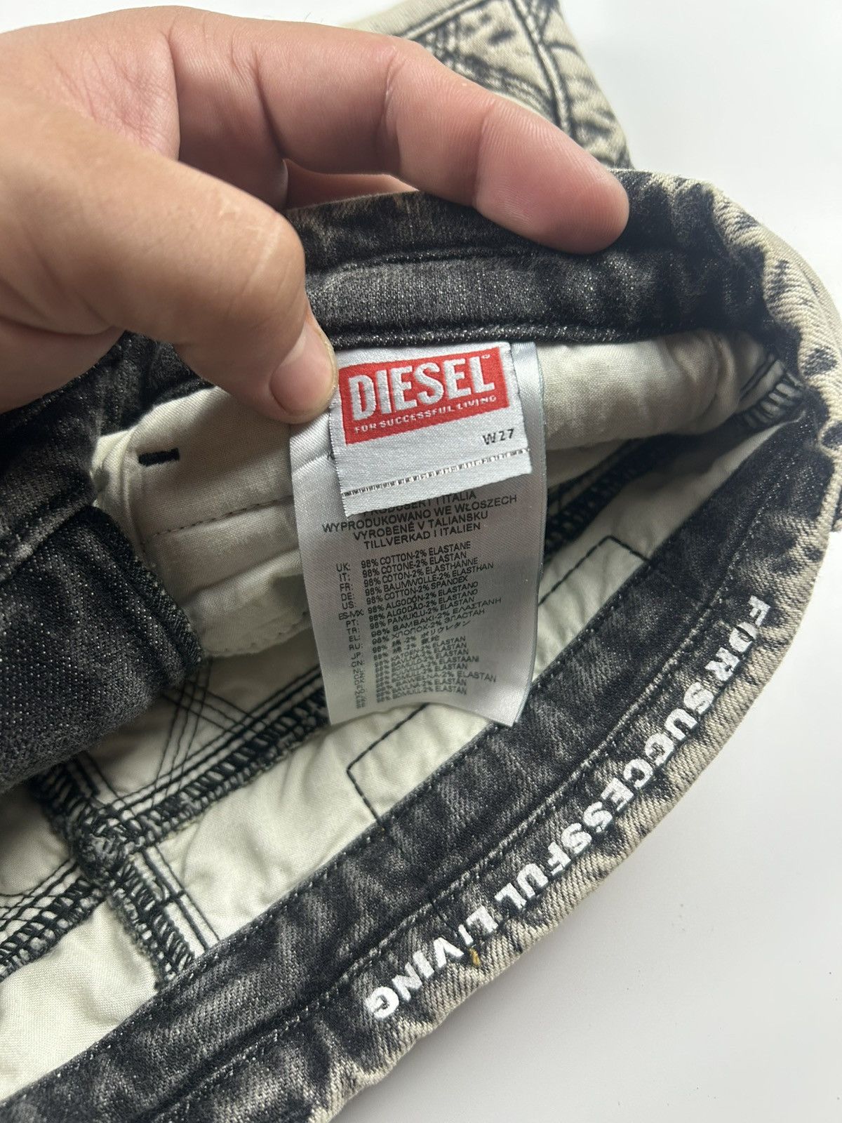 Diesel Diesel De Lunar FS1 Shorts Size 27" / US 4 / IT 40 - 6 Thumbnail