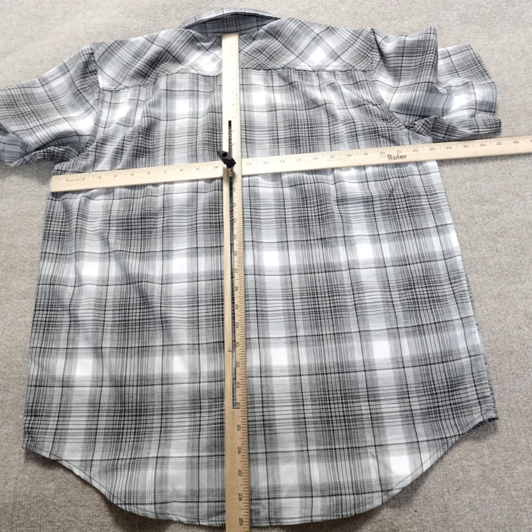 Orvis Orvis Mens Shirt Large Gray Plaid Performance Outdoors Shirt Button-Up Short Sleeve Gray Plaid Mens Home Outdoor Fish Career Mens Size US L / EU 52-54 / 3 - 5 Thumbnail