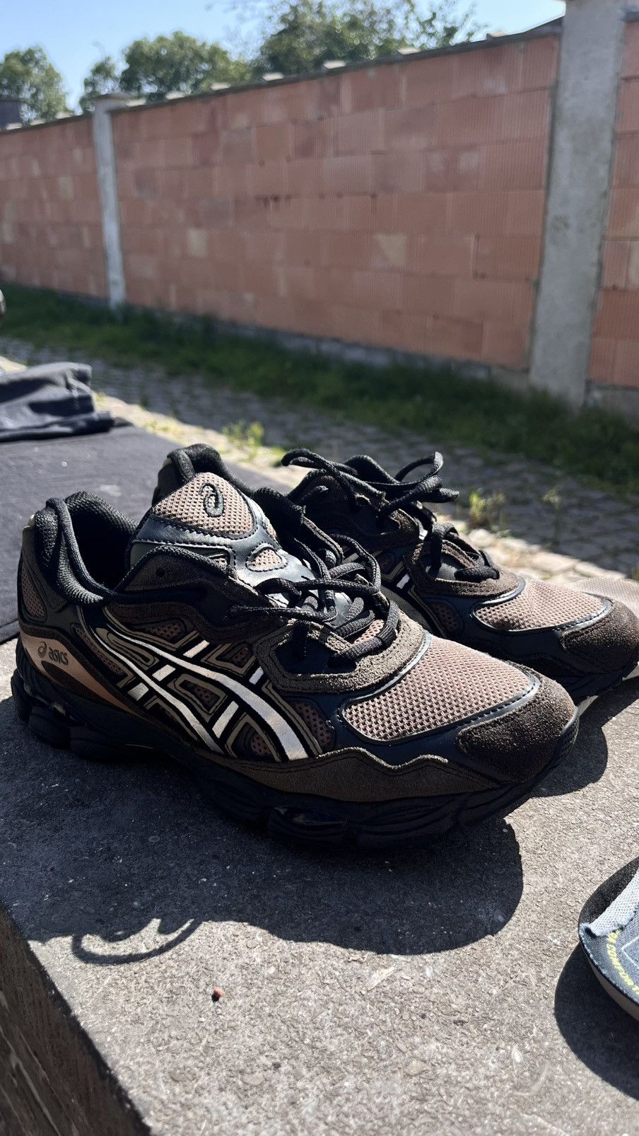 Asics ASICS GEL NYC PEPER BLACK Size US 8 / EU 41 - 3 Thumbnail