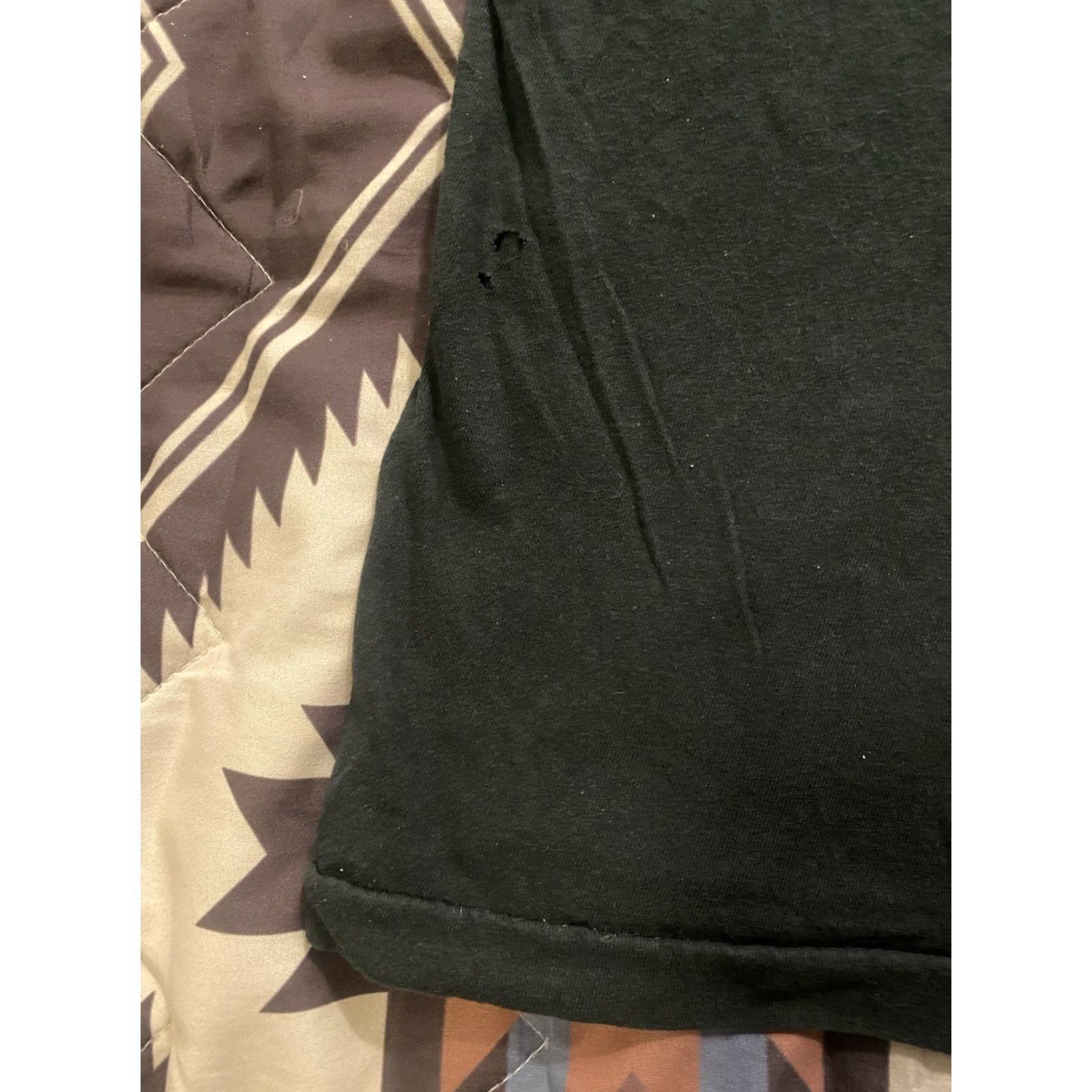Vintage VINTAGE 80s Slim Fit Black Cotton T-Shirt Pocket Tee Shirt Short Sleeve Crew Neck Men Large Grunge Distressed Size US L / EU 52-54 / 3 - 6 Thumbnail