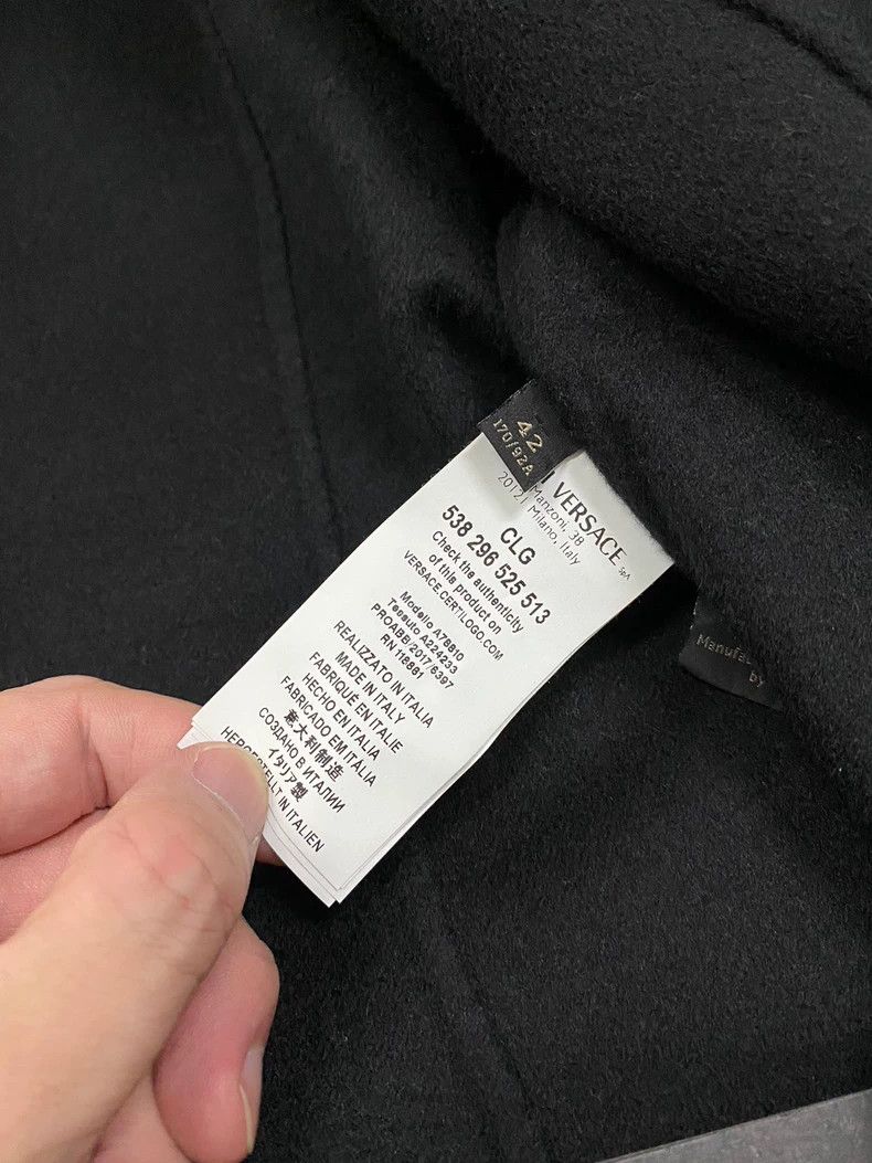 Versace Versace Women's reversible wool cashmere coat Size L / US 10 / IT 46 - 3 Thumbnail